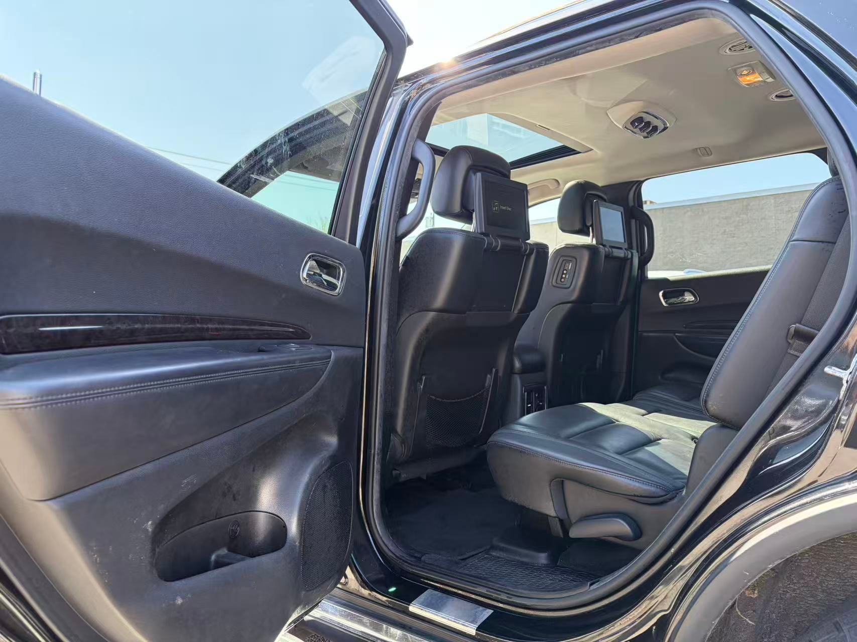 2014 Dodge Durango Limited. LOCAL BC VEHICLE. NO ACCIDENT. SERVICE DONE., 温哥华, 全款车