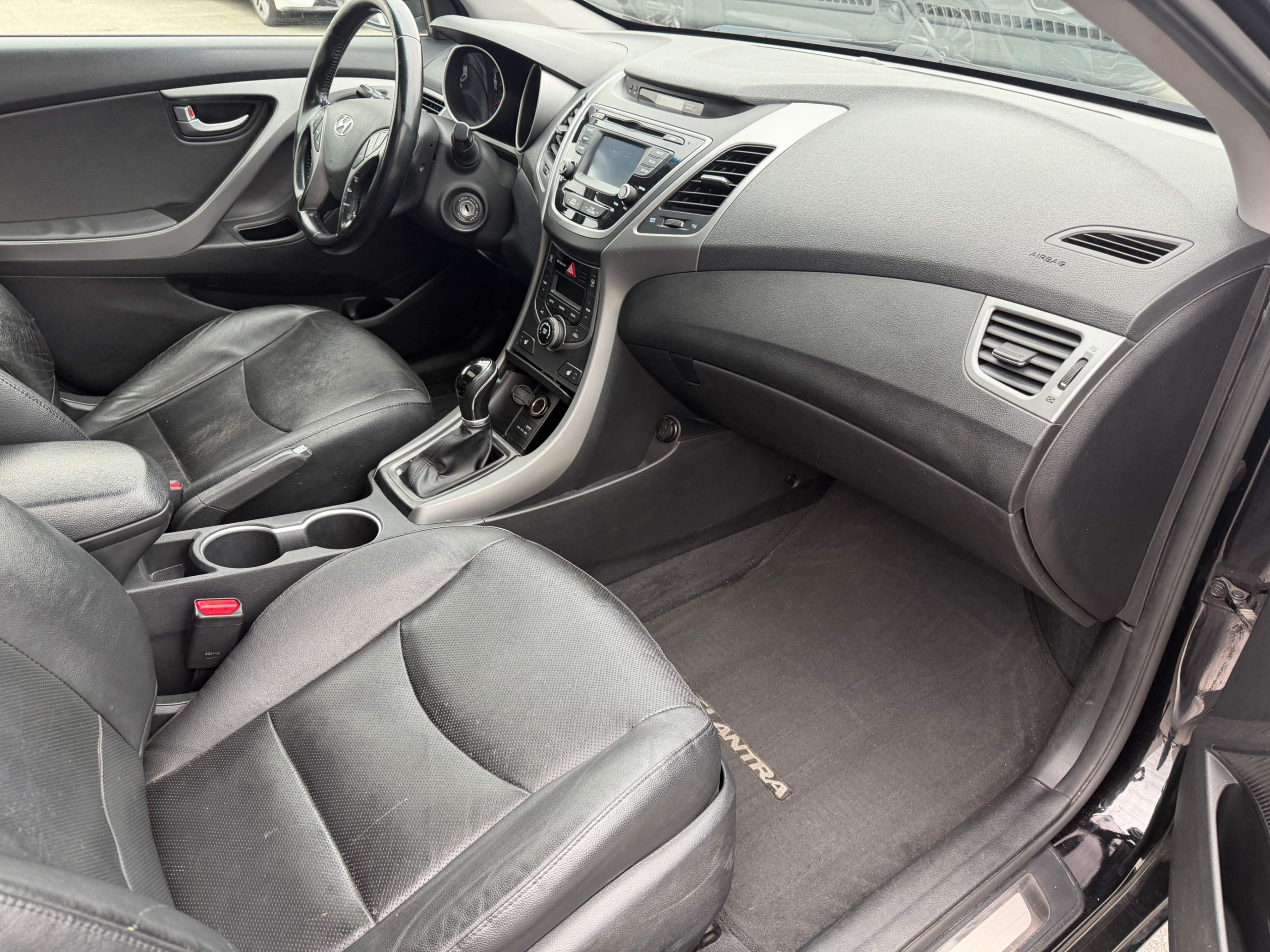 2014 Hyundai Elantra 4dr Sdn Auto Limited. FULL SERVICED., Vancouver, Cash