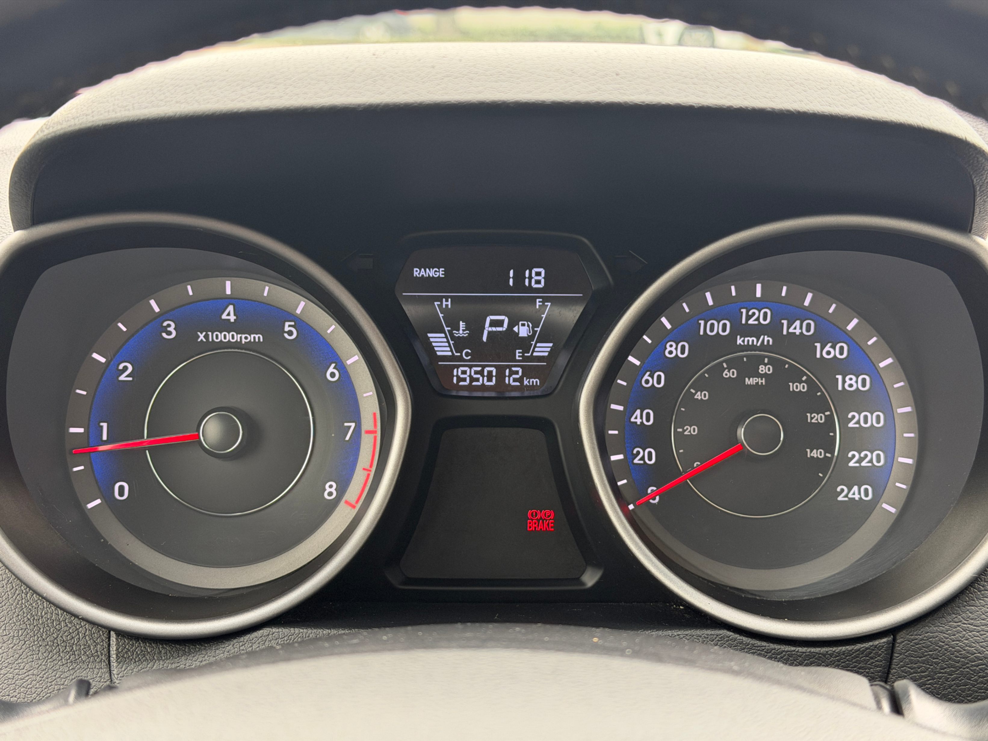 2014 Hyundai Elantra 4dr Sdn Auto Limited. FULL SERVICED., Vancouver, Cash