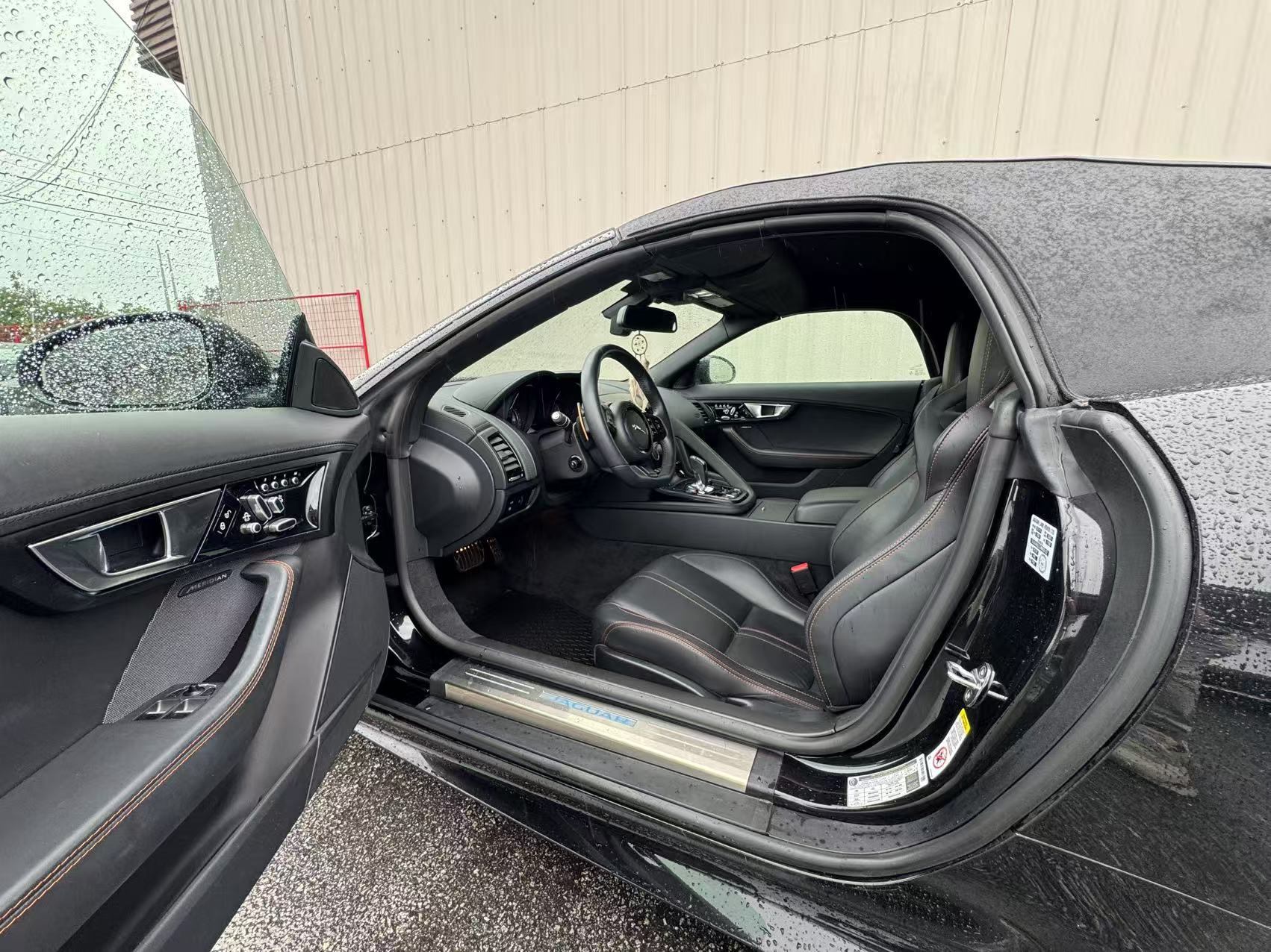 2014 Jaguar F-TYPE 2dr Conv V8 S. ONE OWNER. BC LOCAL VEHICLE., Vancouver, Cash