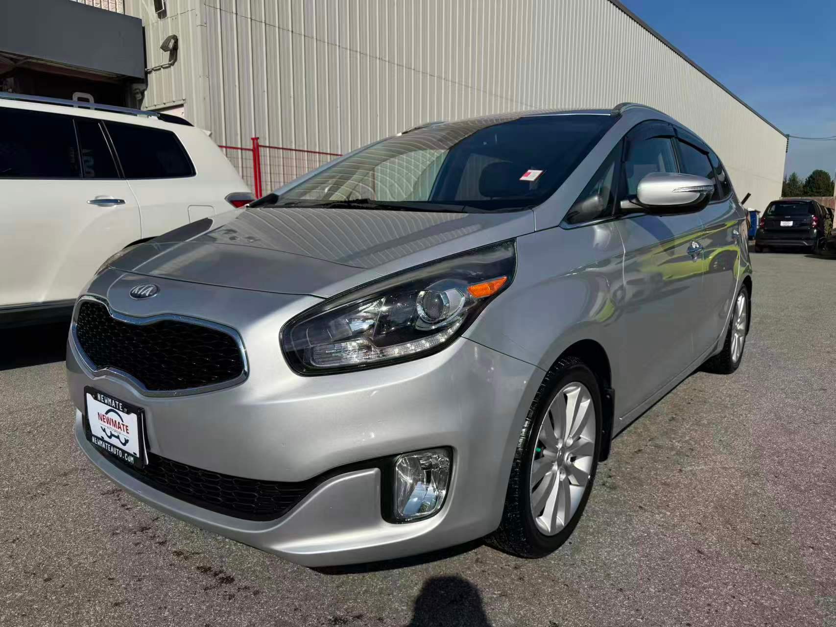 2014 Kia Rondo 4dr Wgn Auto EX. BC LOCAL VEHICLE. NO ACCIDENTS., Vancouver, Cash