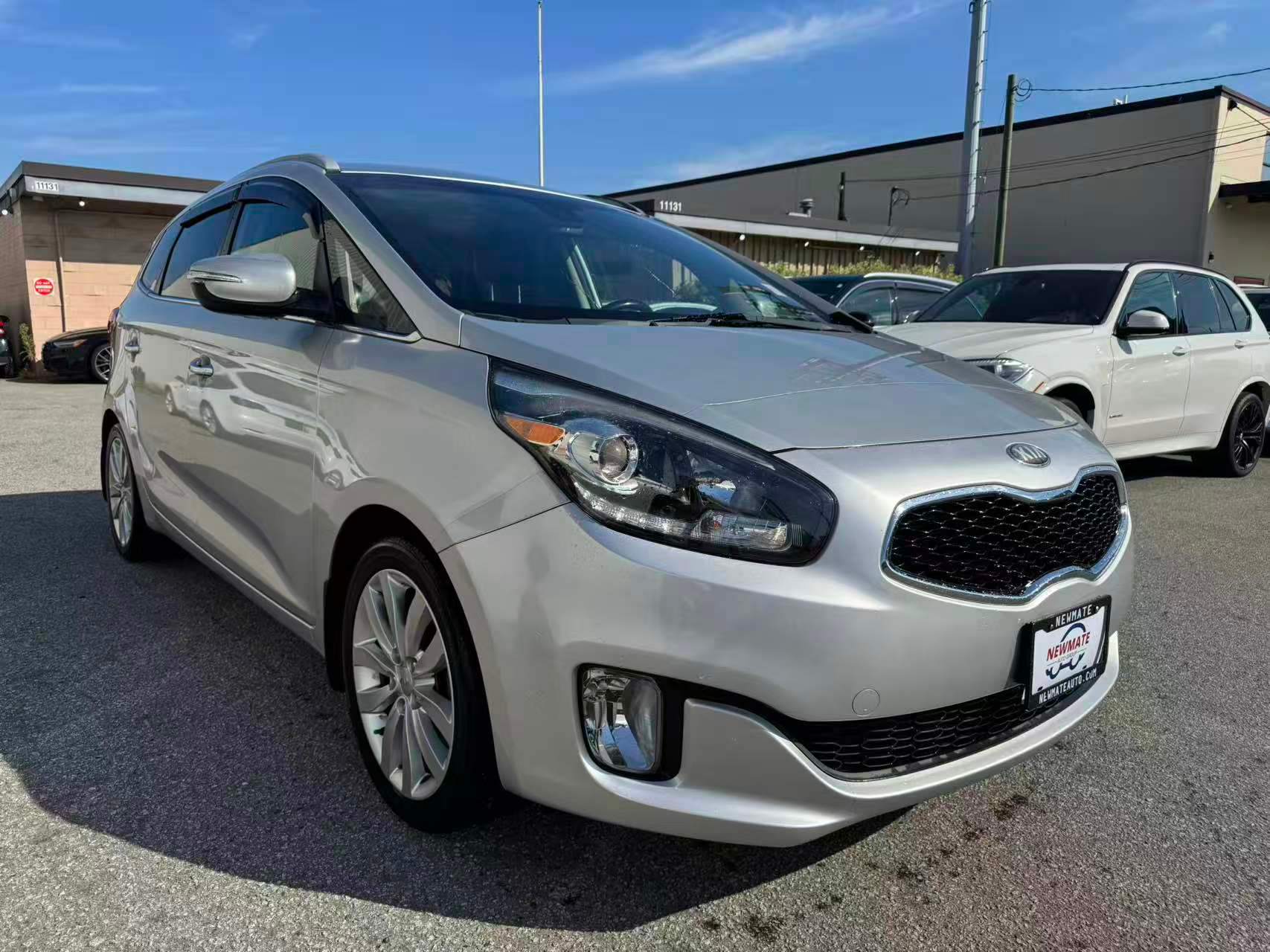 2014 Kia Rondo 4dr Wgn Auto EX. BC LOCAL VEHICLE. NO ACCIDENTS., Vancouver, Cash