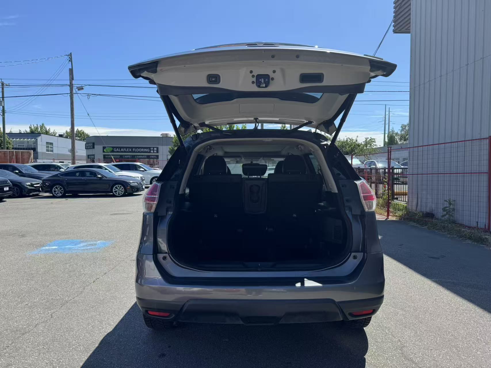 2014 Nissan Rogue AWD 4dr SL. BC LOCAL VEHICLE. NO ACCIDENTS., Vancouver, Cash