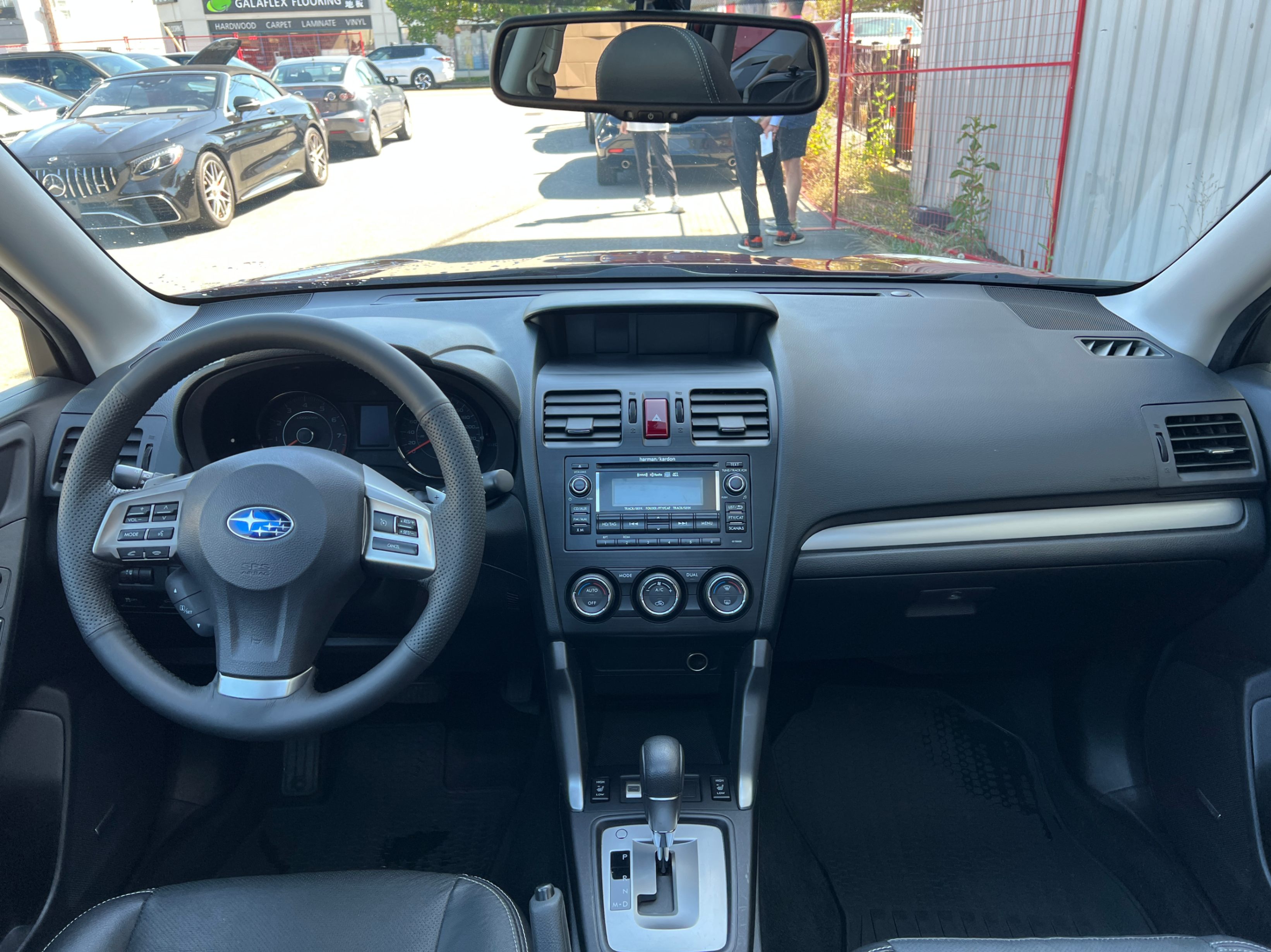 2014 Subaru Forester 5dr Wgn Auto 2.5i Touring. NO ACCIDENTS. FULL SERVICED., Vancouver, Cash