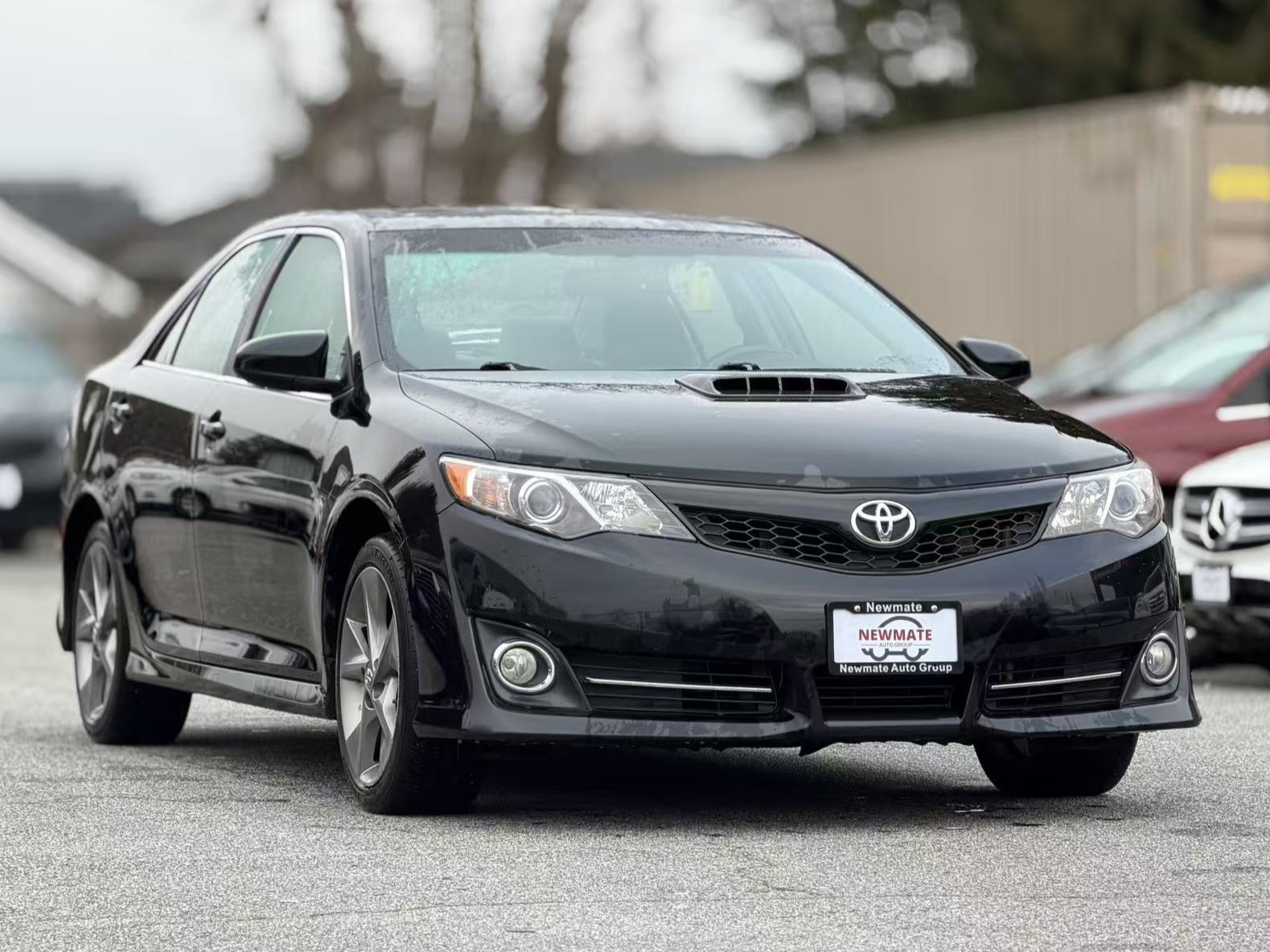2014 Toyota Camry V6 SE. LOCAL BC VEHICLE., Vancouver, Cash