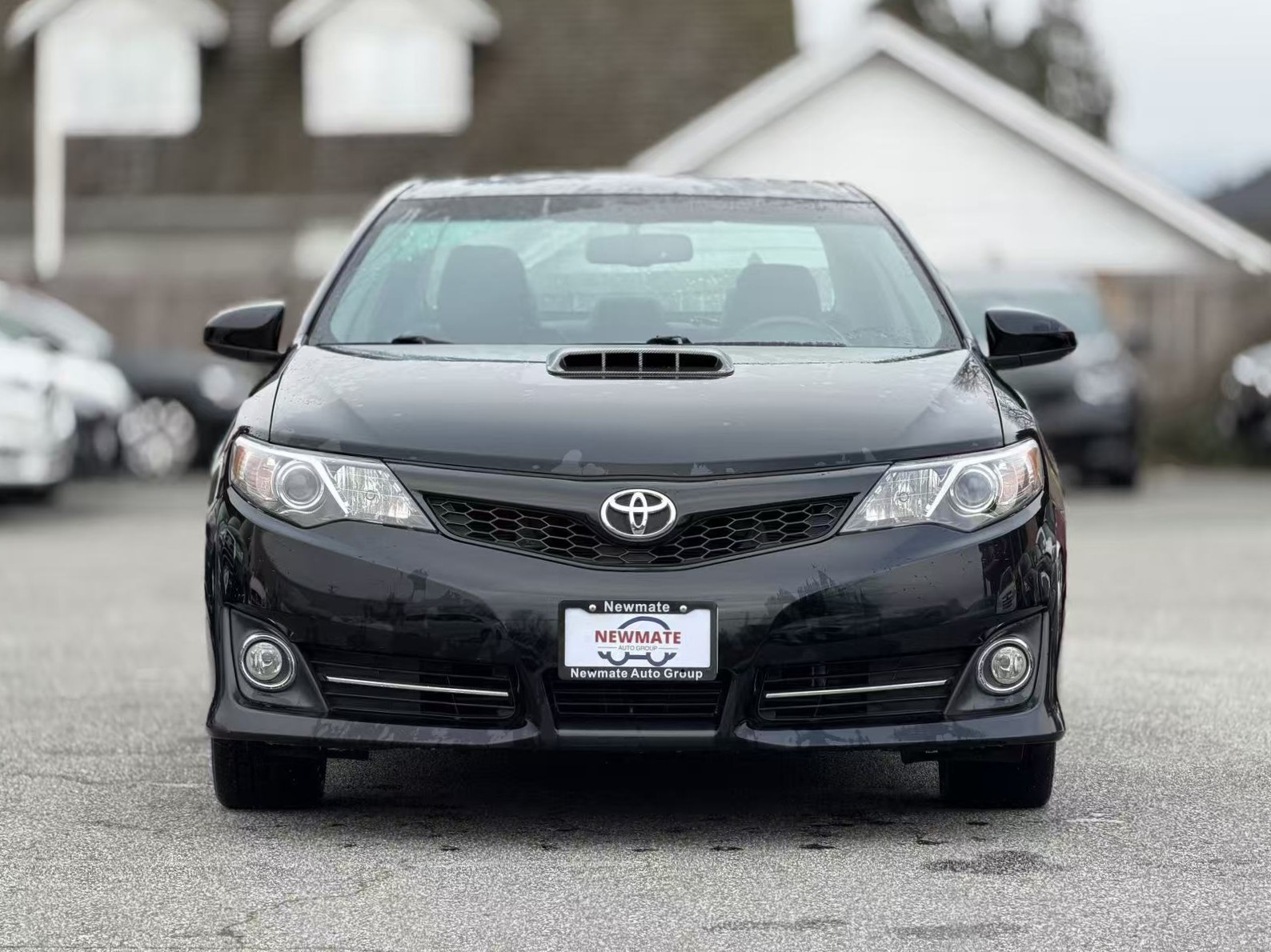 2014 Toyota Camry V6 SE. LOCAL BC VEHICLE., Vancouver, Cash