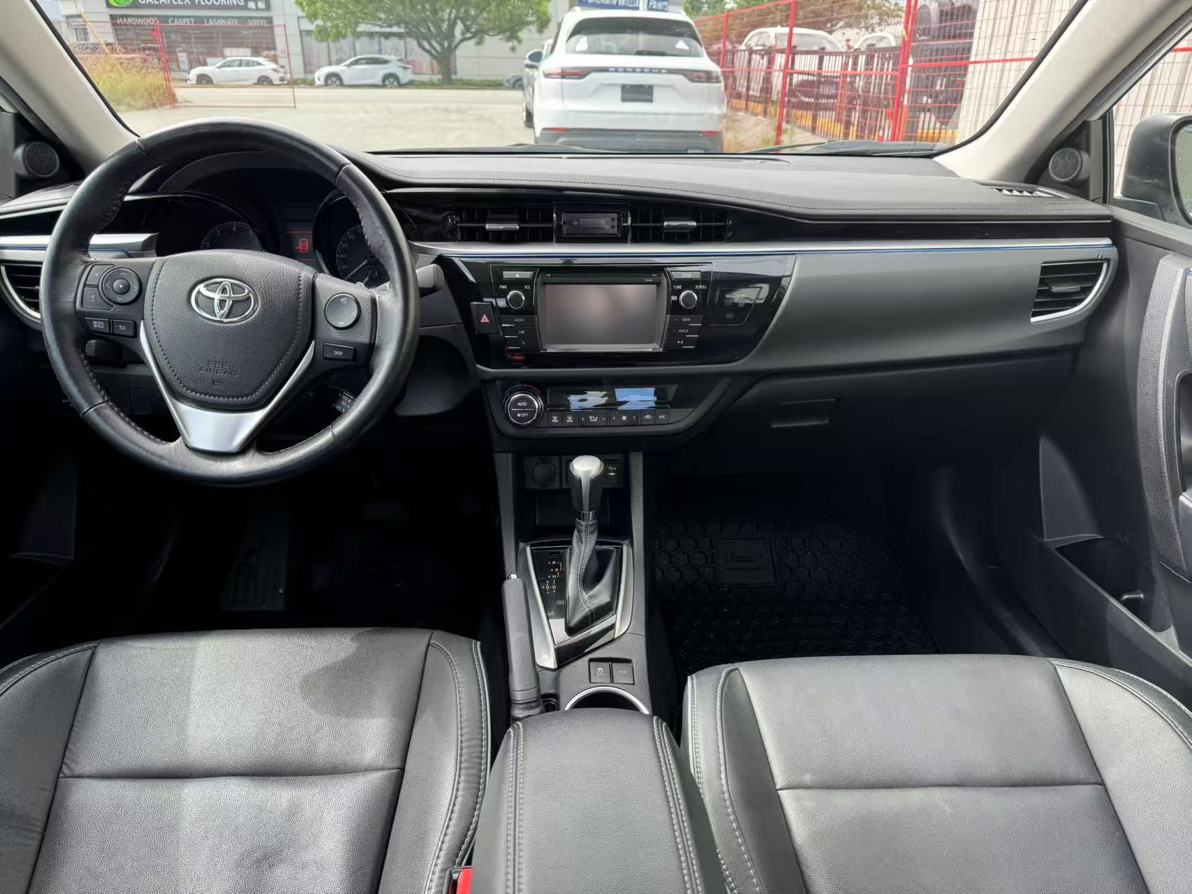 2014 Toyota Corolla 4dr Sdn S., Vancouver, Cash
