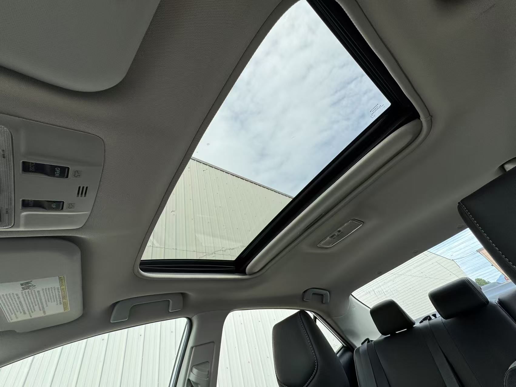 2014 Toyota Corolla 4dr Sdn S., Vancouver, Cash