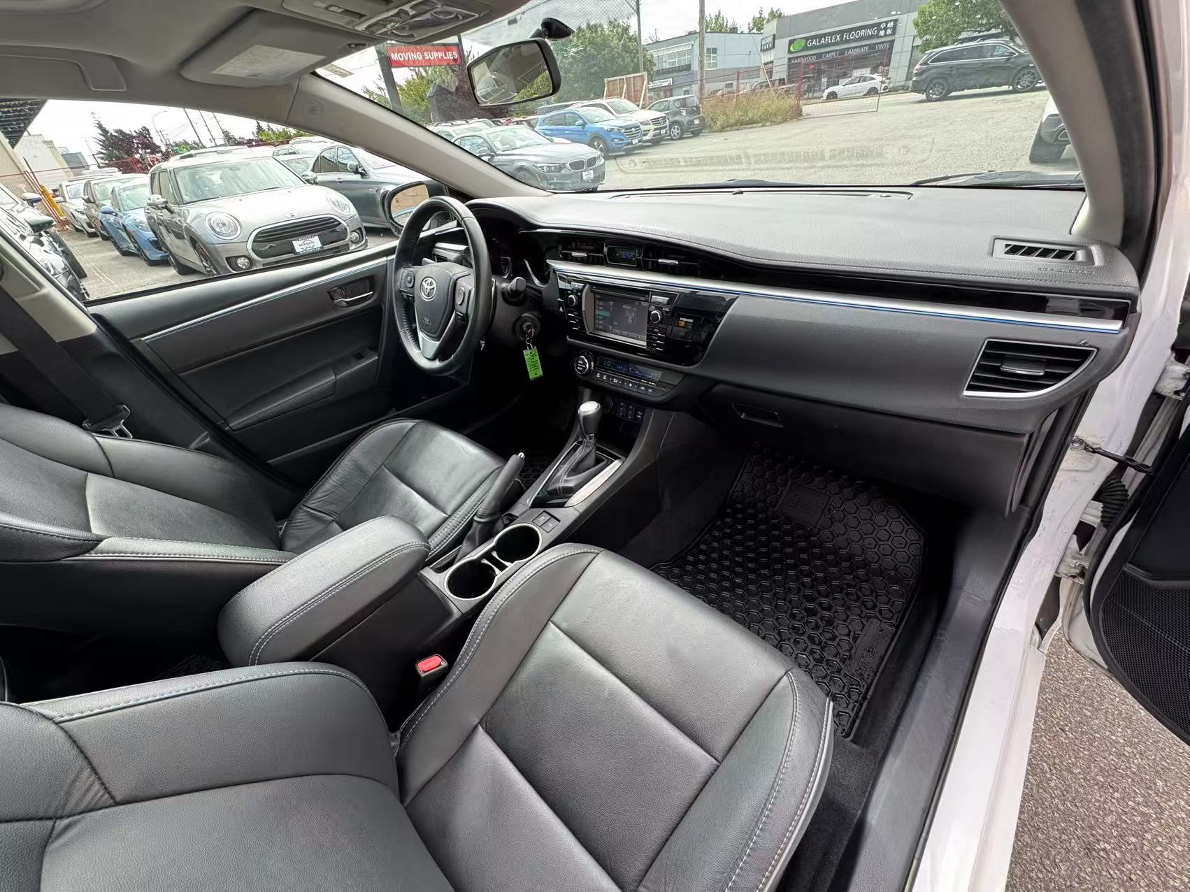 2014 Toyota Corolla 4dr Sdn S., Vancouver, Cash