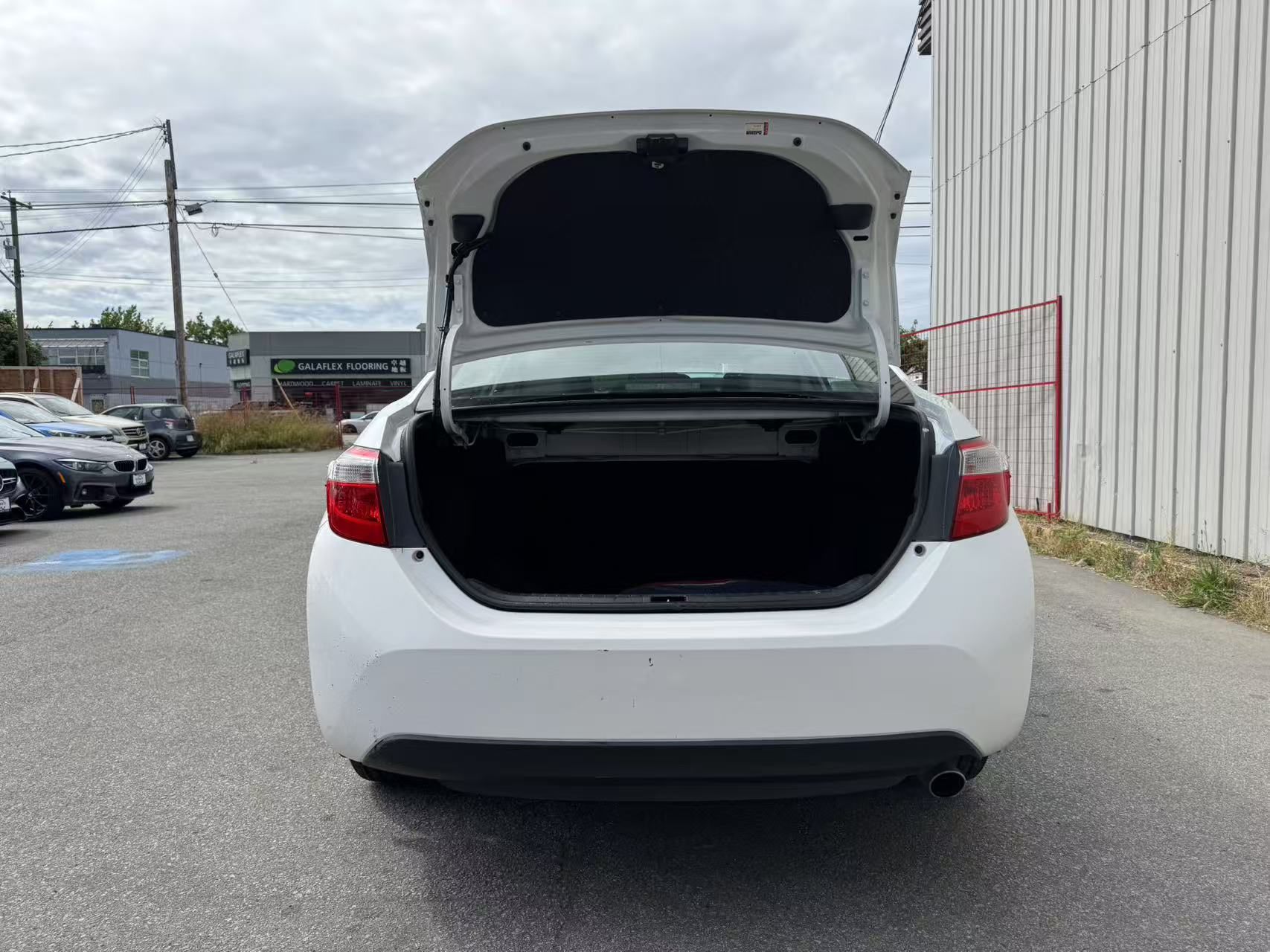 2014 Toyota Corolla 4dr Sdn S., Vancouver, Cash