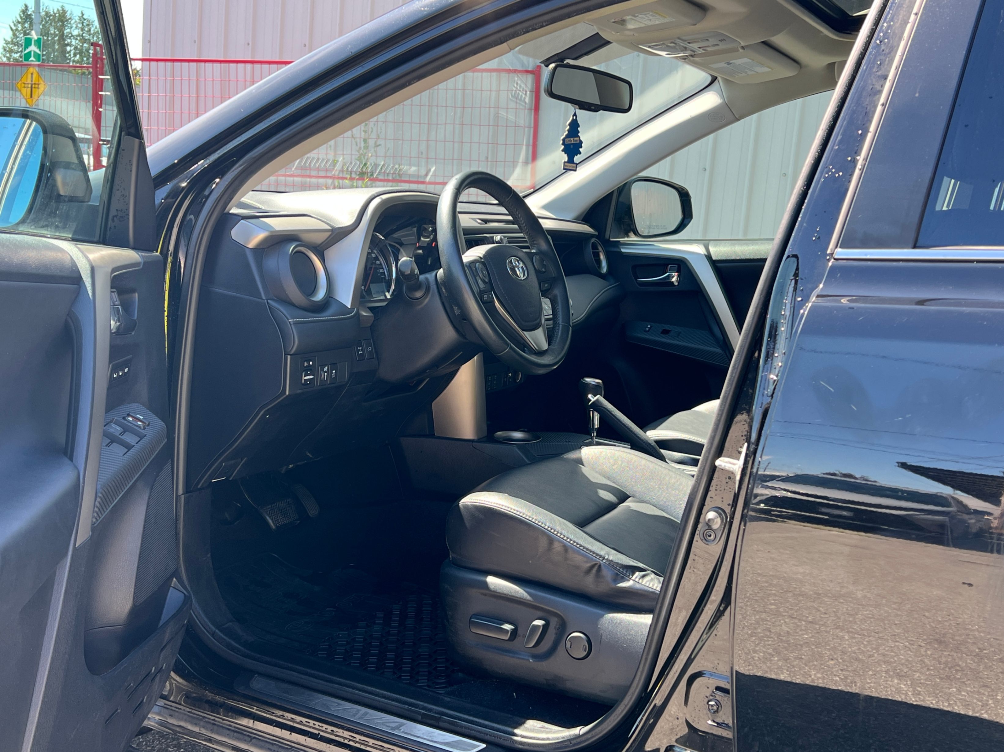 2014 Toyota RAV4 AWD 4dr Limited. FULL SERVICE RECORD., 温哥华, 全款车