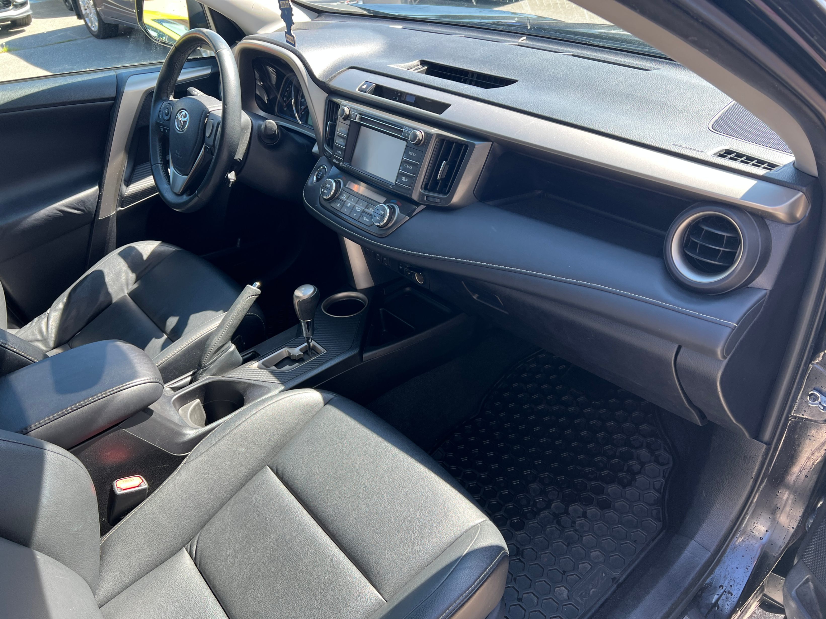2014 Toyota RAV4 AWD 4dr Limited. FULL SERVICE RECORD., 温哥华, 全款车