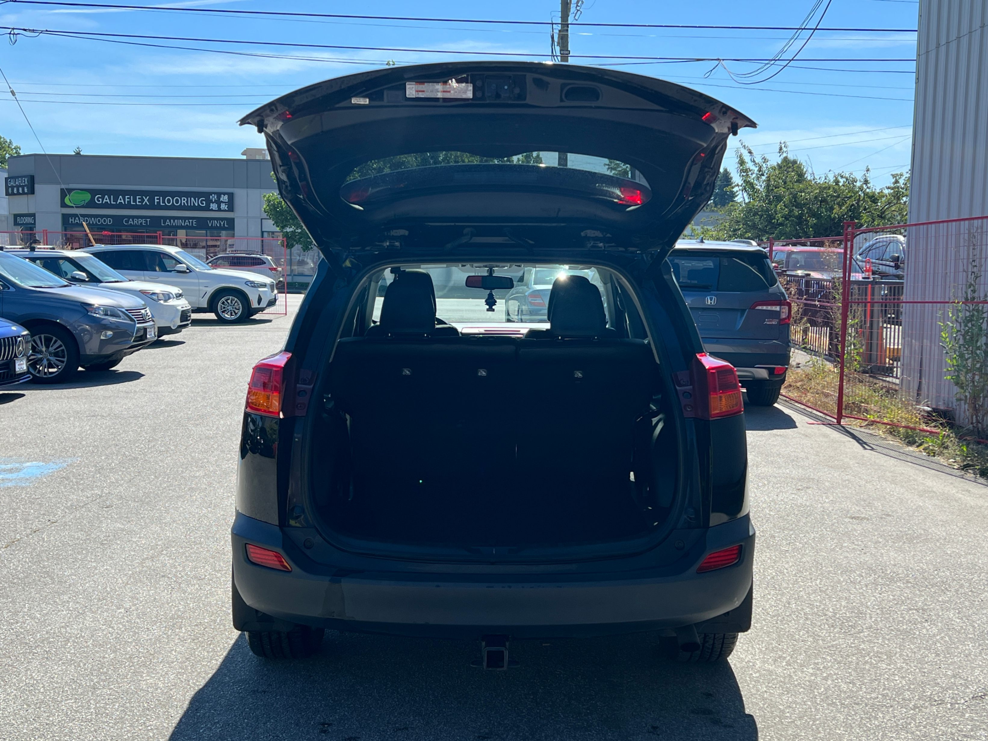 2014 Toyota RAV4 AWD 4dr Limited. FULL SERVICE RECORD., 温哥华, 全款车