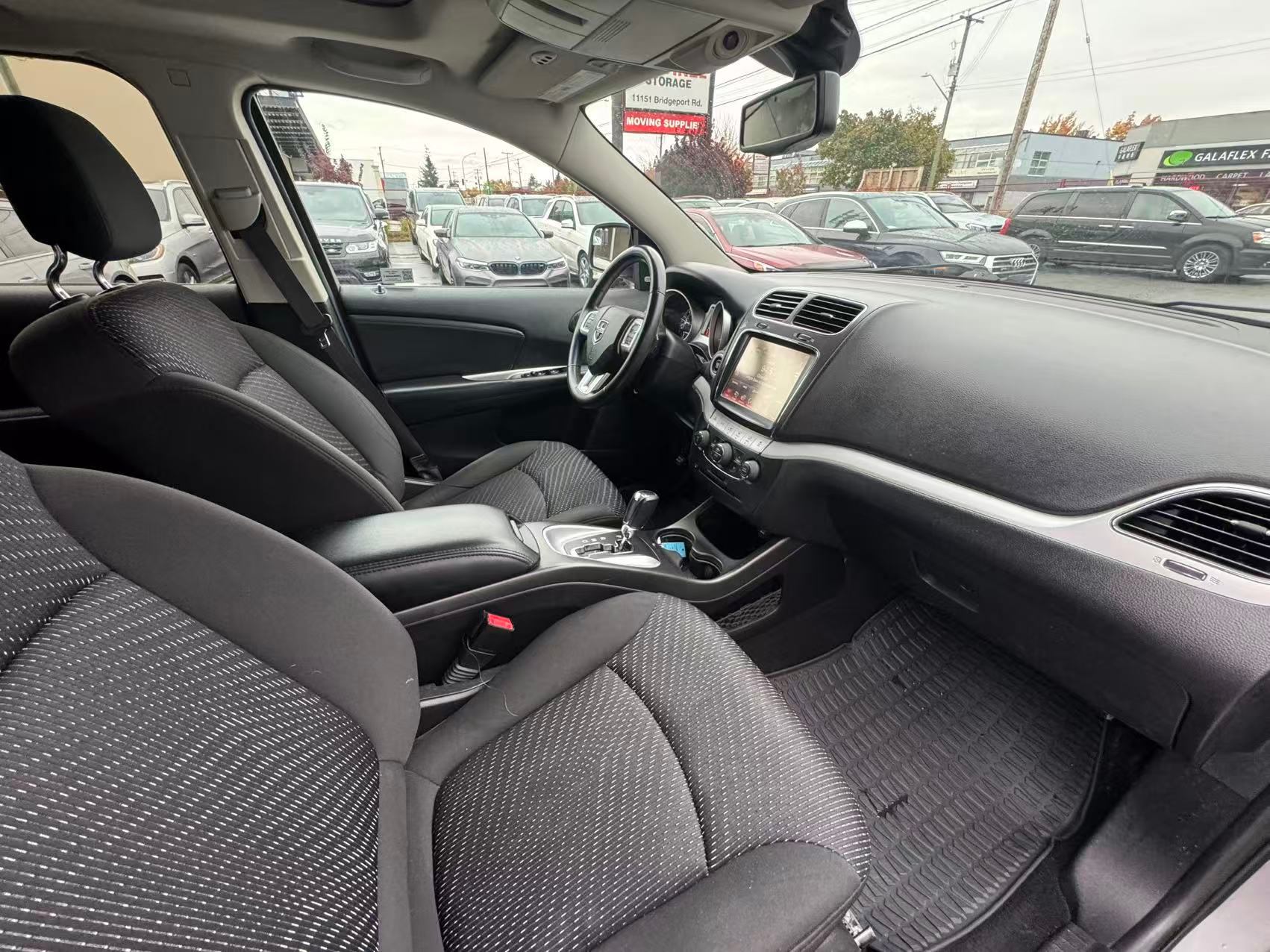 2015 Dodge Journey FWD 4dr SXT. LOCAL BC VEHICLE, Vancouver, Cash