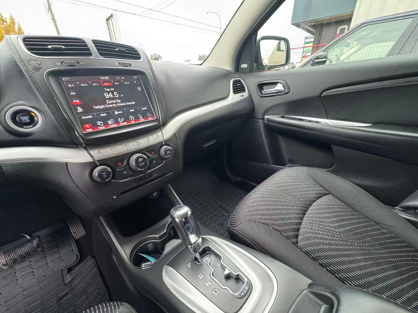 2015 Dodge Journey FWD 4dr SXT. LOCAL BC VEHICLE, Vancouver, Cash