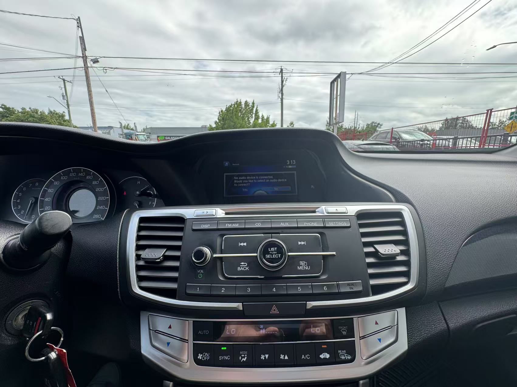 2015 Honda Accord 4dr I4 CVT. ONE OWNER. FULL SERVICE RECORD., Vancouver, Cash