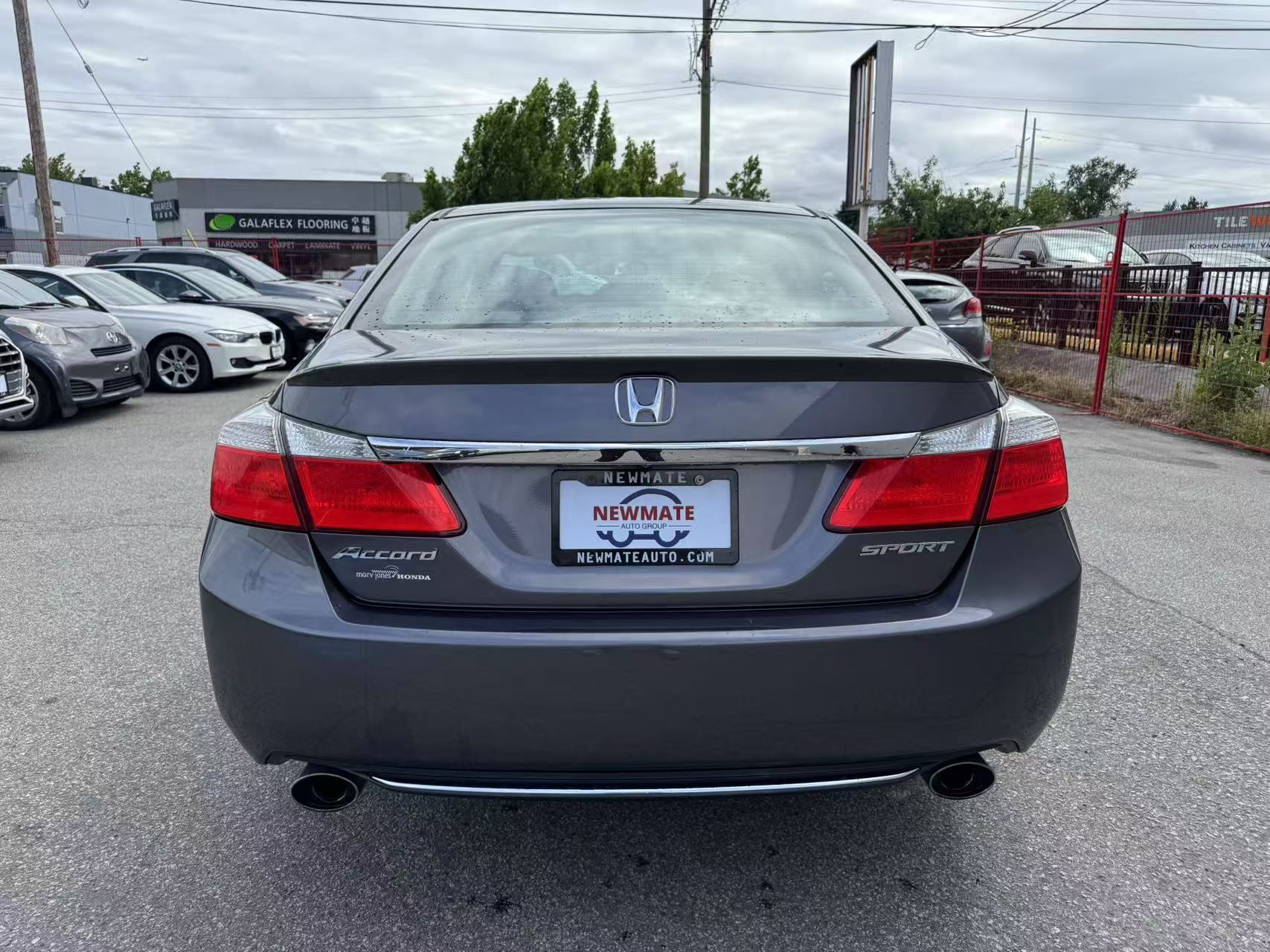 2015 Honda Accord 4dr I4 CVT. ONE OWNER. FULL SERVICE RECORD., Vancouver, Cash