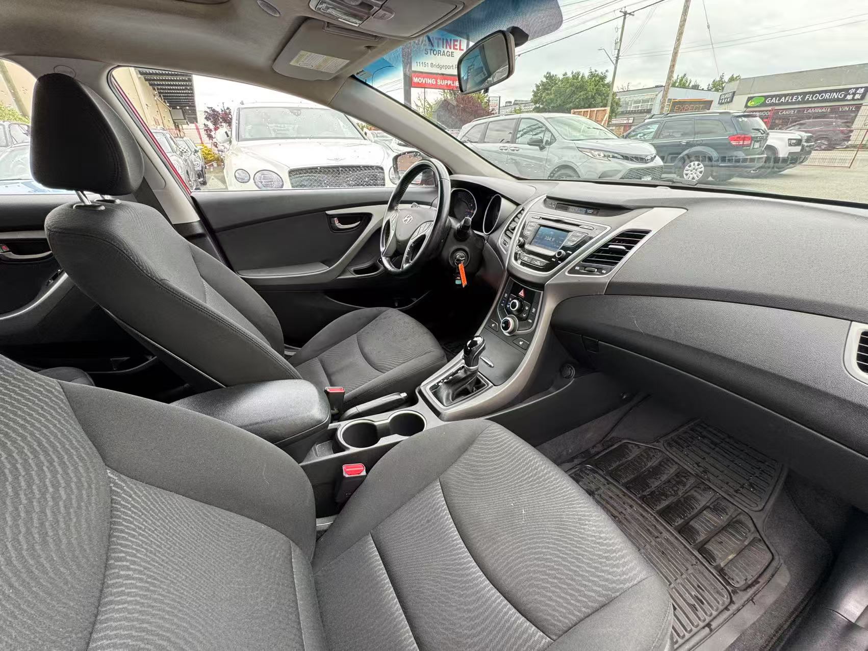 2015 Hyundai Elantra 4dr Sdn Auto GLS. NO ACCIDENTS. BC LOCAL. FULL SERVICED., Vancouver, Cash