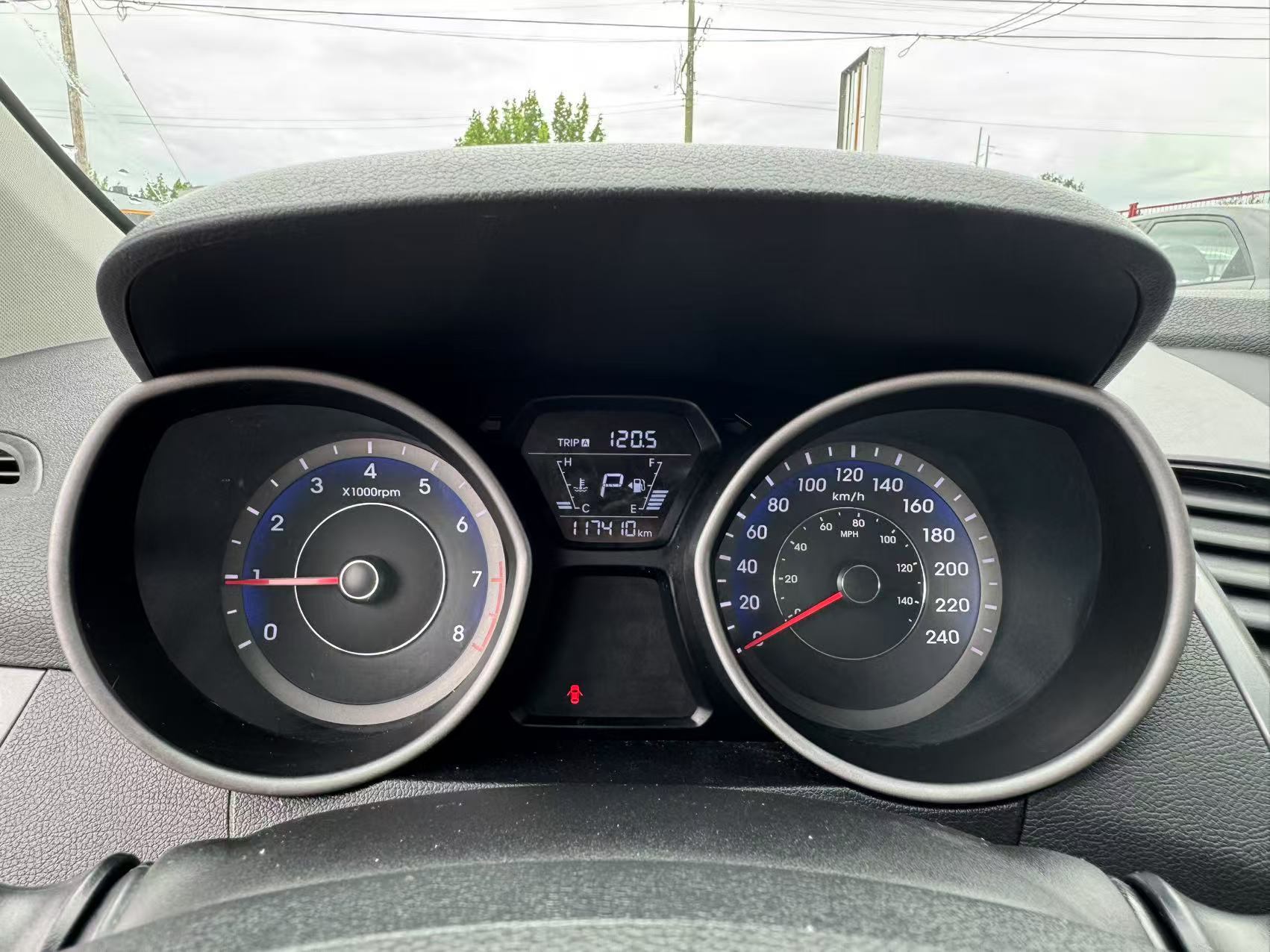 2015 Hyundai Elantra 4dr Sdn Auto GLS. NO ACCIDENTS. BC LOCAL. FULL SERVICED., Vancouver, Cash