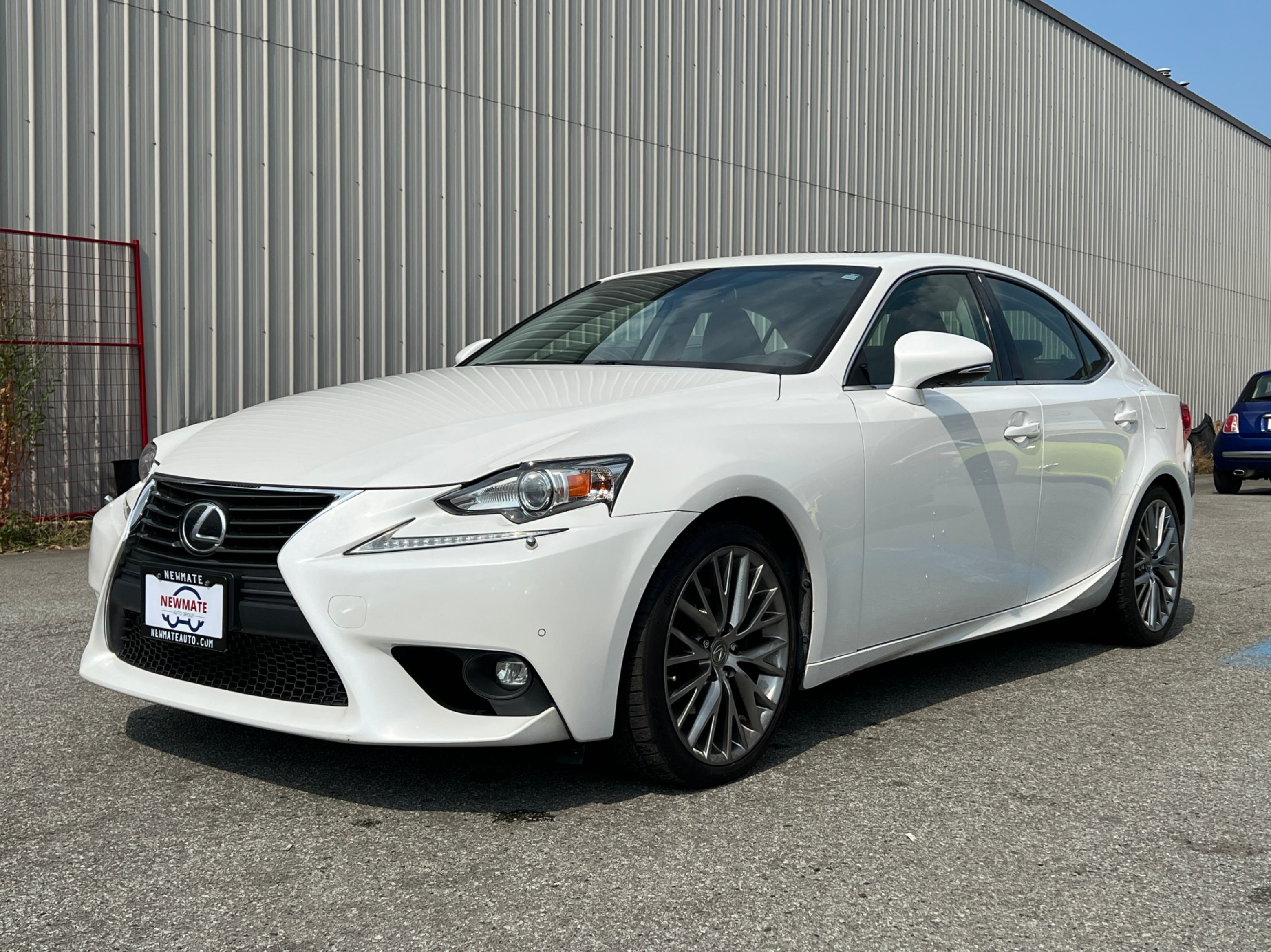 2015 Lexus IS 250 4dr Sdn AWD. BC LOCAL VEHICLE. LUXURY PACKAGE., Vancouver, Cash