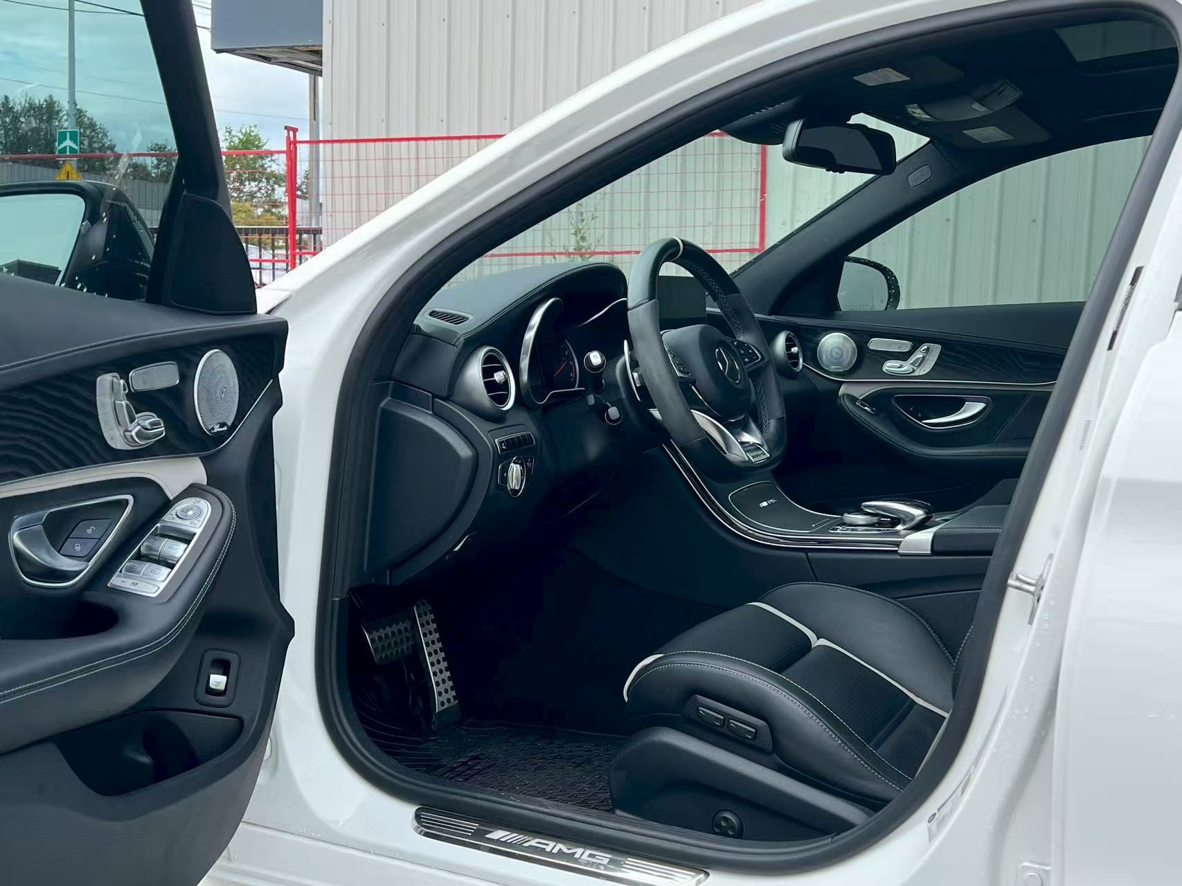 2015 Mercedes-Benz C-Class 4dr Sdn AMG C 63 S, 温哥华, 全款车