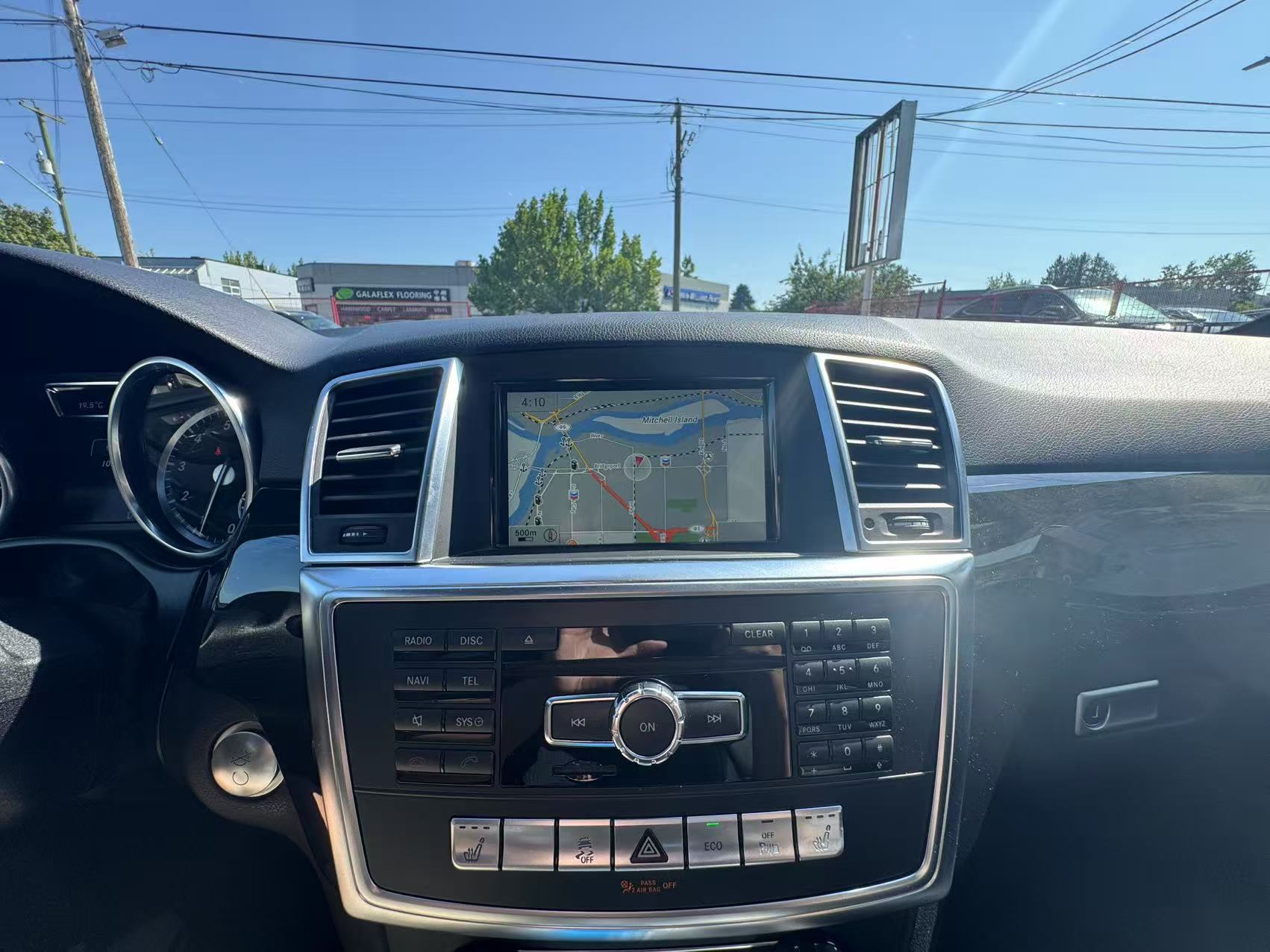 2015 Mercedes-Benz M-Class 4MATIC 4dr ML 400. AMG PACKAGE. BC LOCAL VEHICLE., Vancouver, Cash