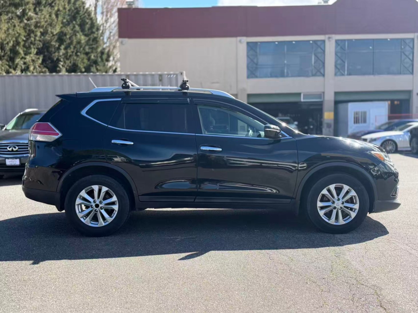 2015 Nissan Rogue SV. LOCAL BC VEHICLE., 温哥华, 全款车