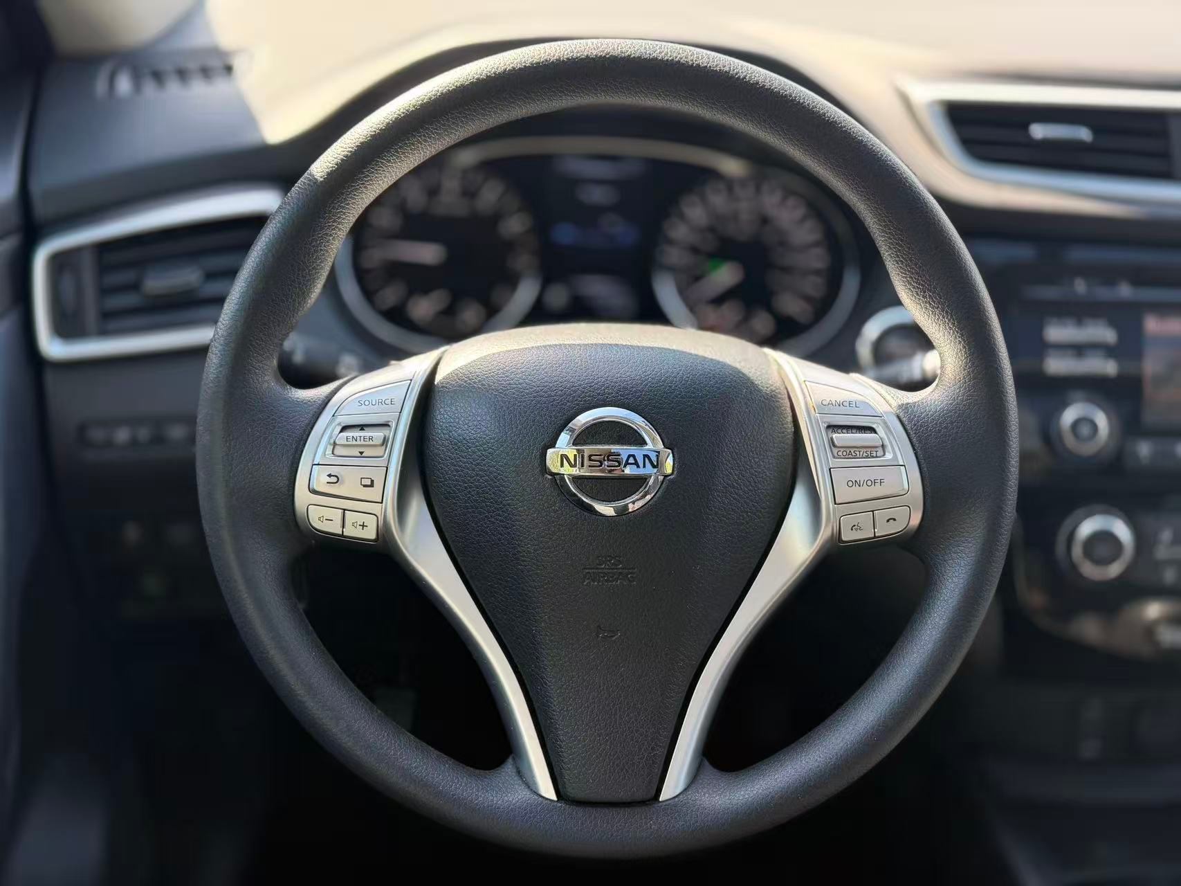 2015 Nissan Rogue SV. LOCAL BC VEHICLE., 温哥华, 全款车