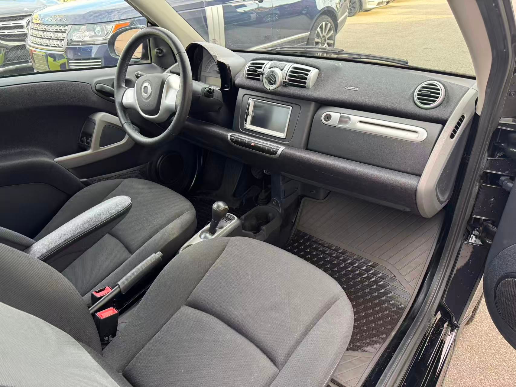 2015 Smart Fortwo 2dr Cpe Pure, 温哥华, 全款车