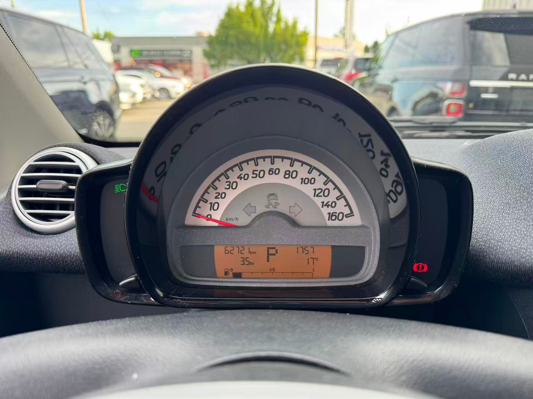 2015 Smart Fortwo 2dr Cpe Pure, 温哥华, 全款车