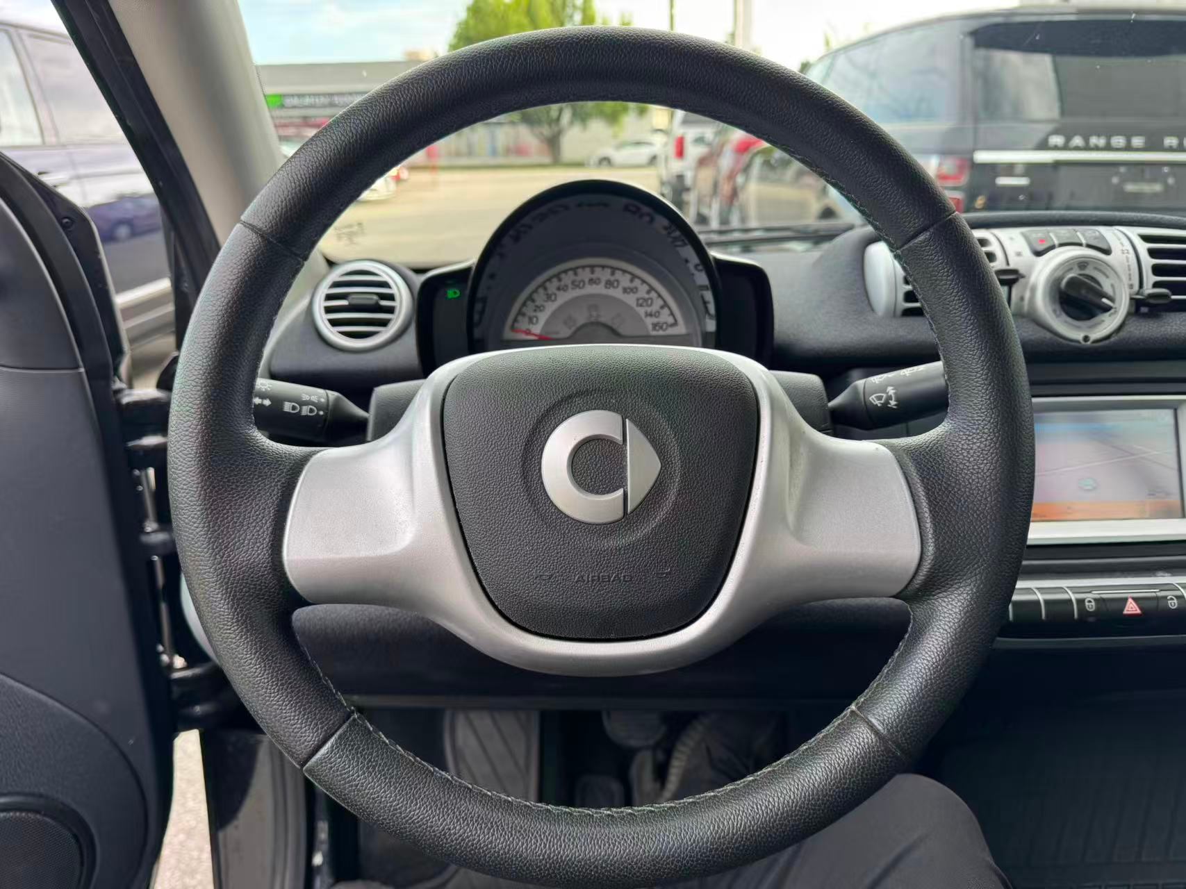 2015 Smart Fortwo 2dr Cpe Pure, 温哥华, 全款车