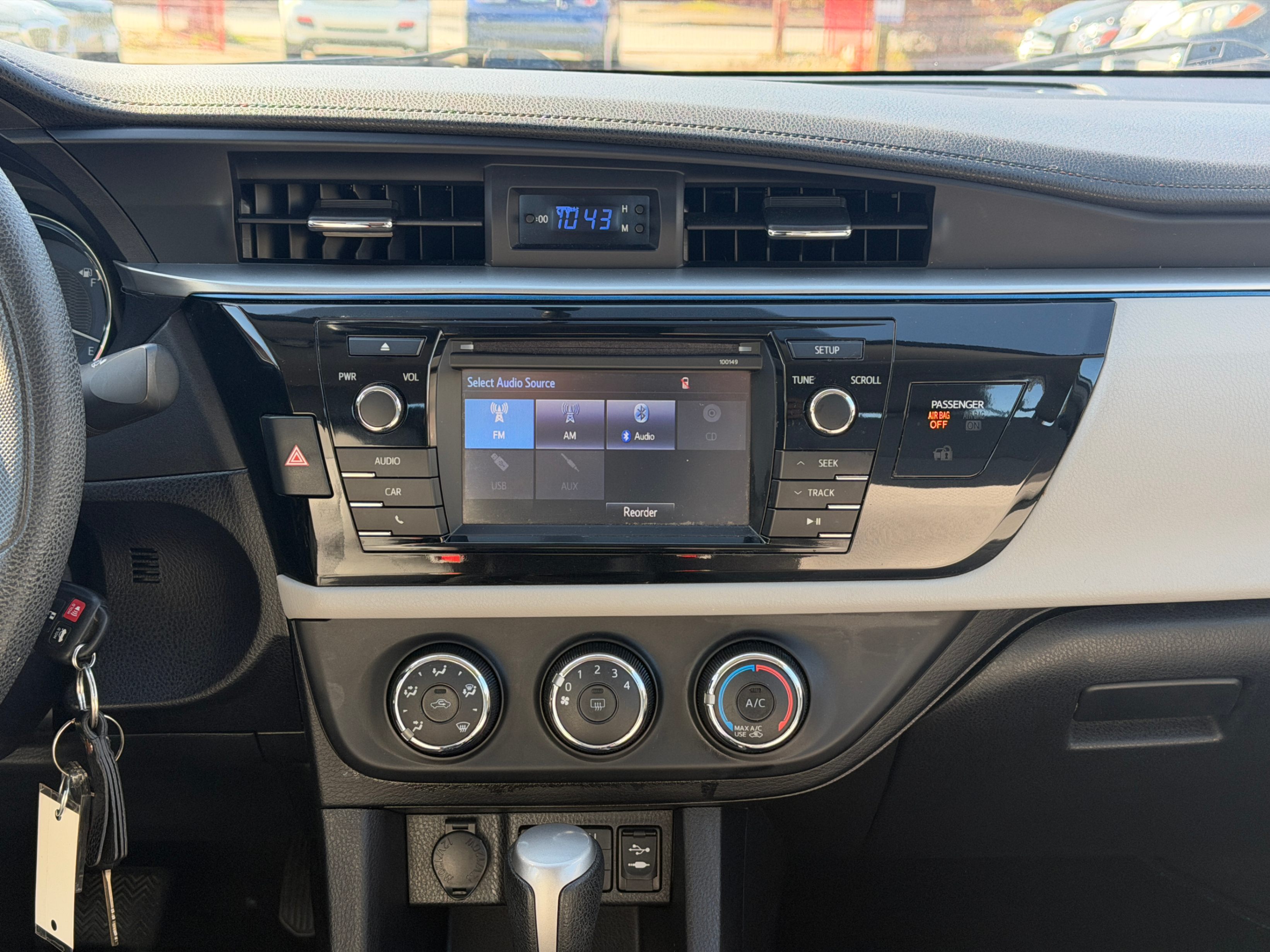 2015 Toyota Corolla LE. LOCAL BC VEHICLE. NO ACCIDENT. LOW KILOMETRES., 温哥华, 全款车