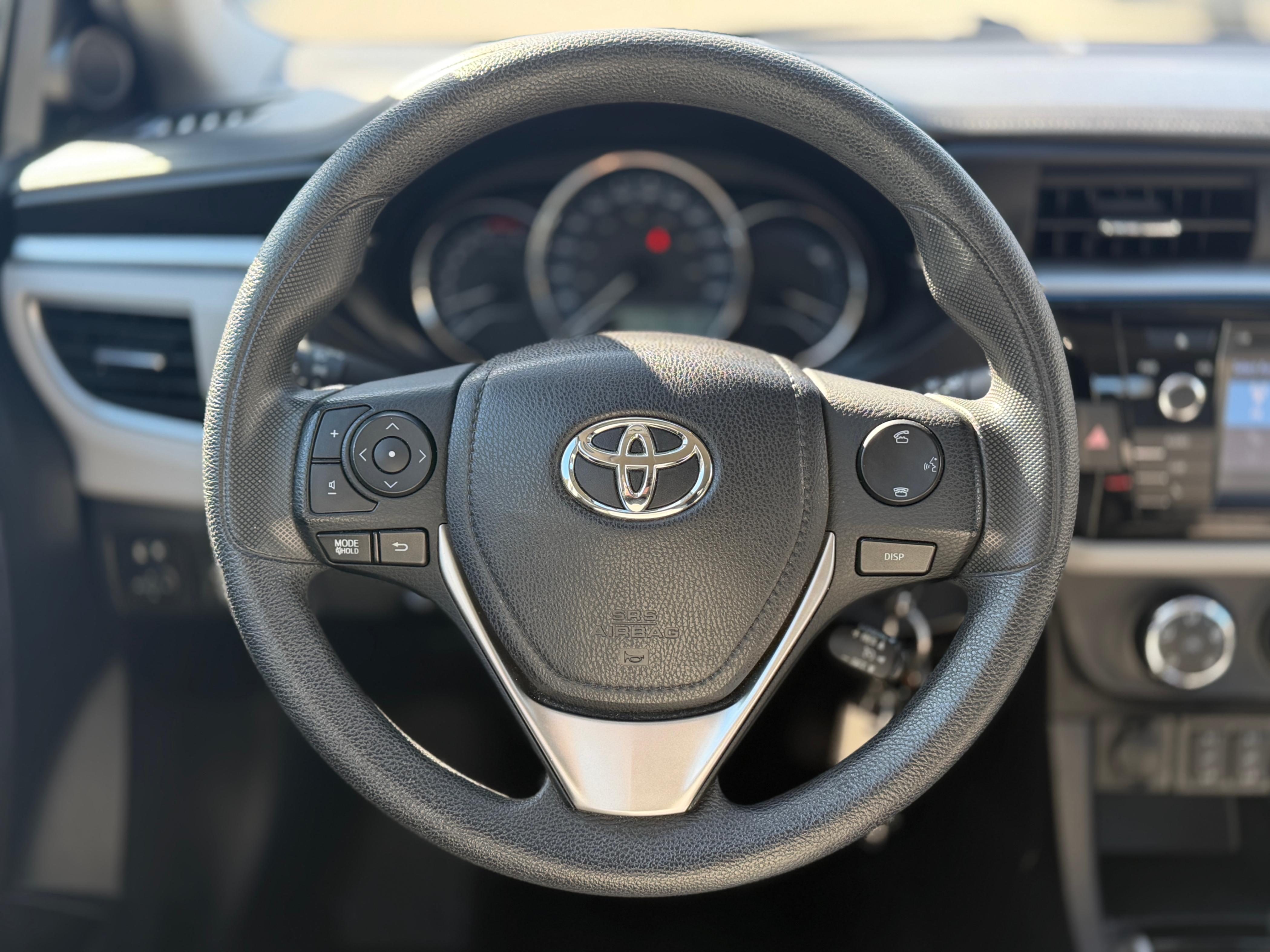 2015 Toyota Corolla LE. LOCAL BC VEHICLE. NO ACCIDENT. LOW KILOMETRES., 温哥华, 全款车