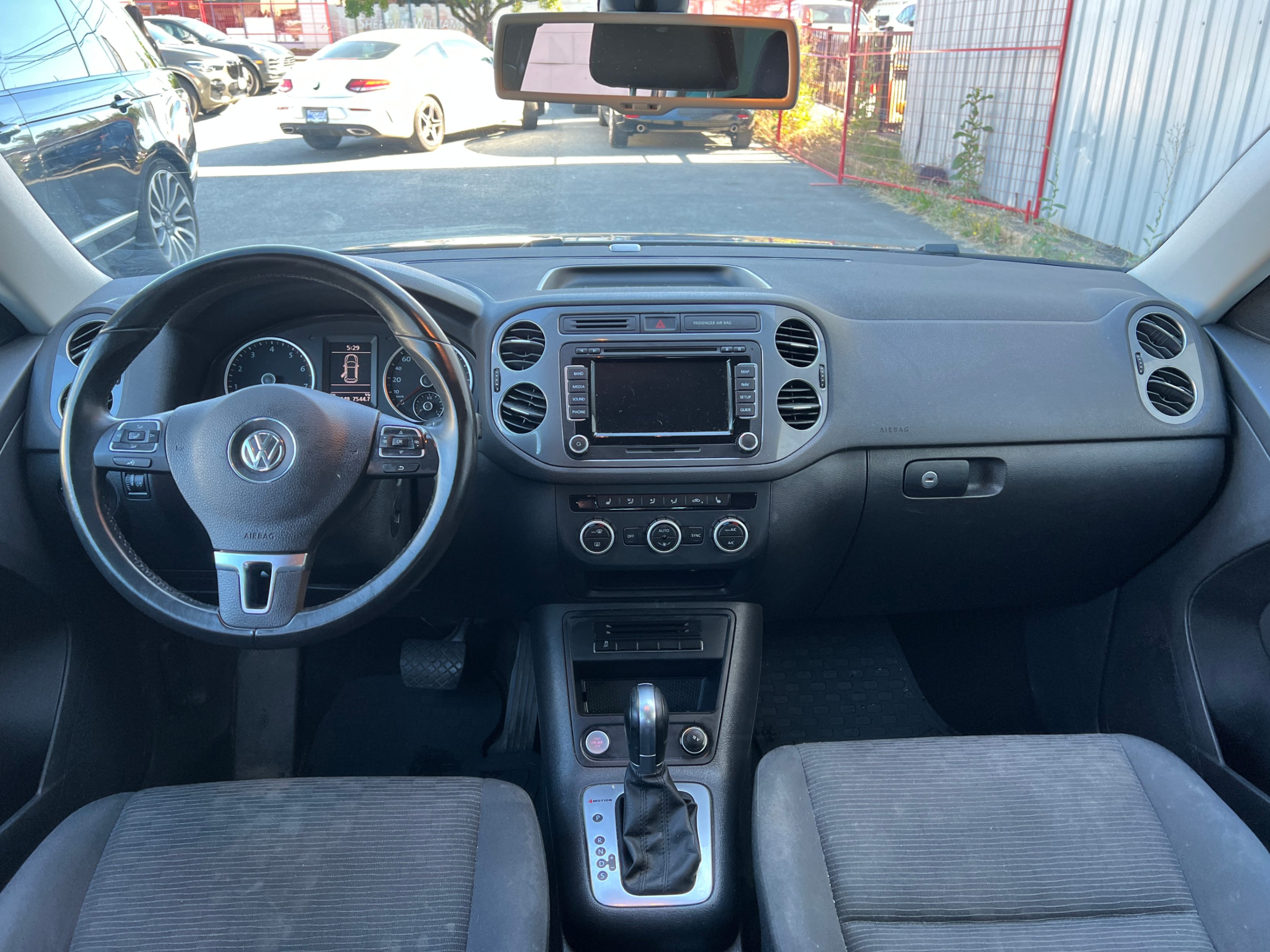 2015 Volkswagen Tiguan 4MOTION 4dr Auto Comfortline, Vancouver, Cash