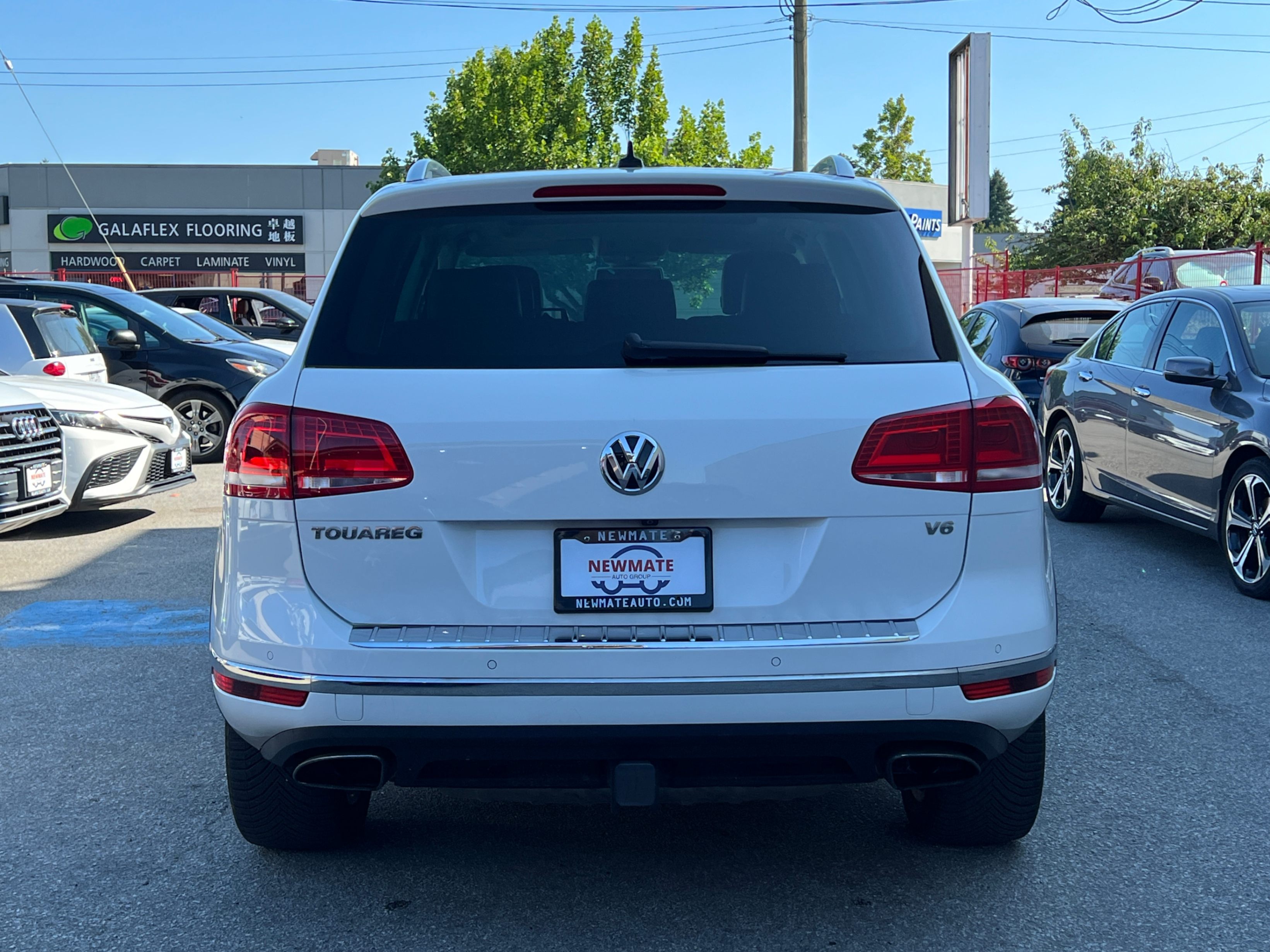 2015 Volkswagen Touareg 4dr V6 Comfortline. BC LOCAL VEHICLE. LOW MILEAGE., Vancouver, Cash