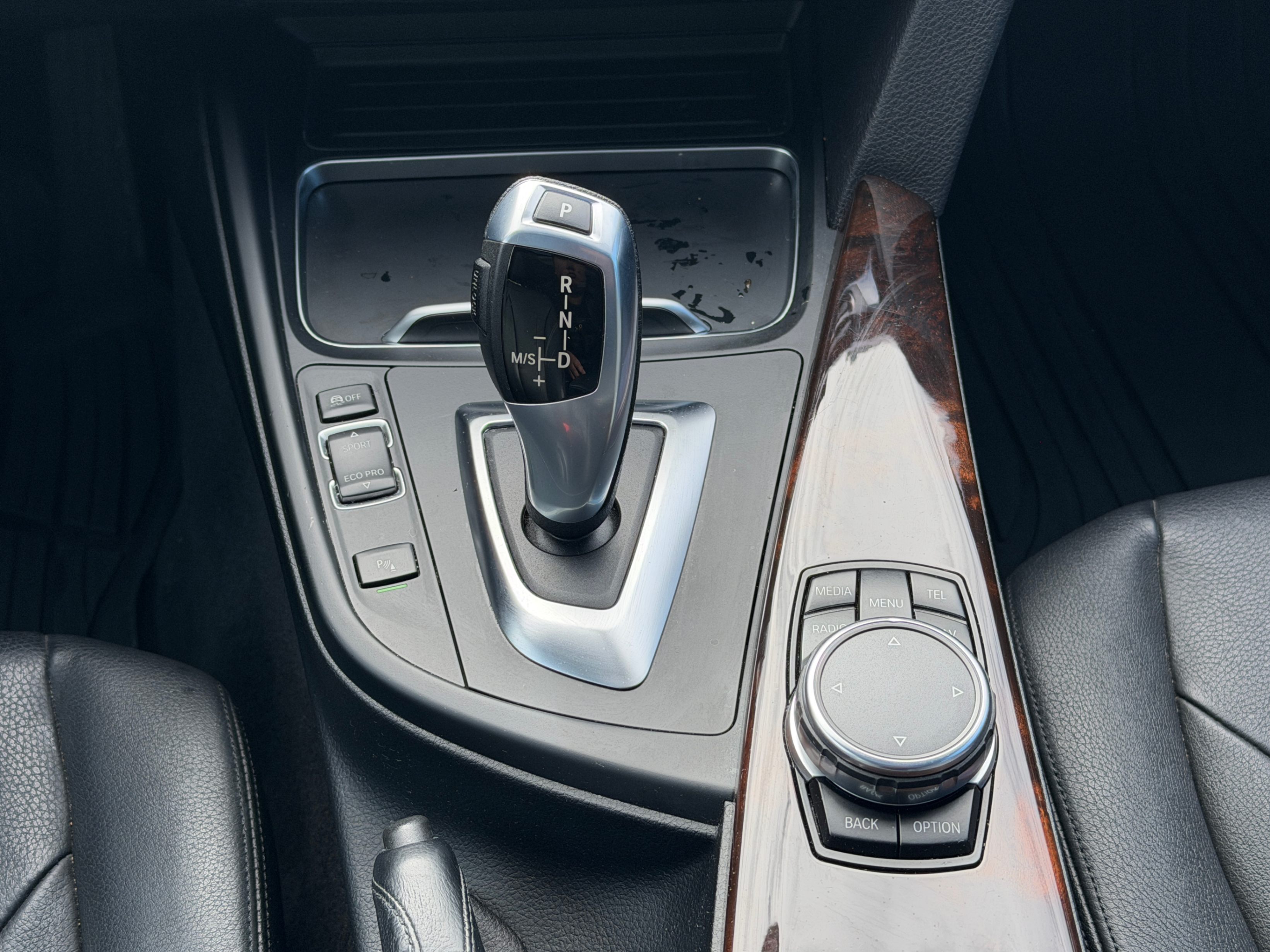 2016 BMW 3-Series 328i xDrive Gran Turismo. LOCAL BC VEHICLE. LOW ON MILEAGE., 温哥华, 全款车