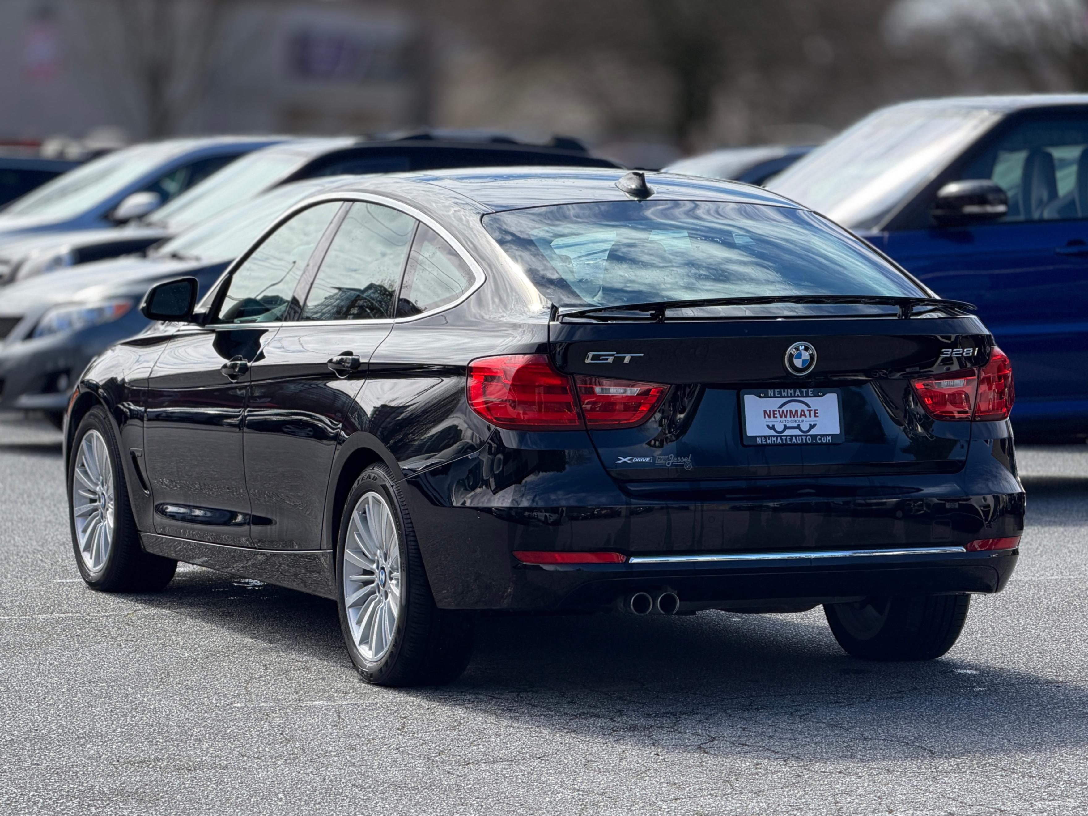 2016 BMW 3-Series 328i xDrive Gran Turismo. LOCAL BC VEHICLE. LOW ON MILEAGE., 温哥华, 全款车