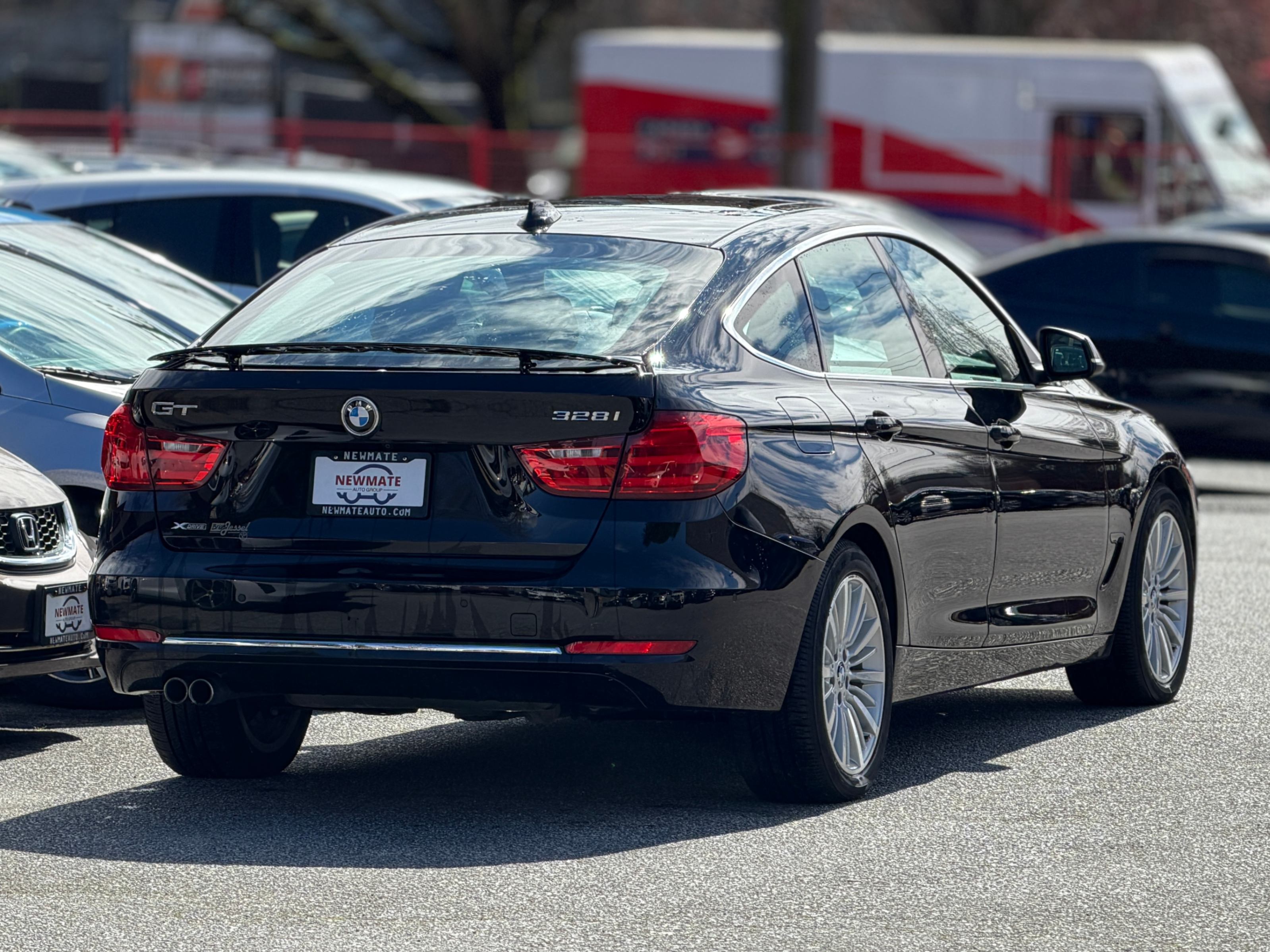 2016 BMW 3-Series 328i xDrive Gran Turismo. LOCAL BC VEHICLE. LOW ON MILEAGE., 温哥华, 全款车