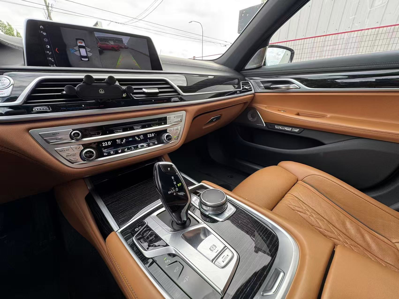 2016 BMW 7 Series 4dr Sdn 750Li xDrive AWD. BC LOCAL VEHICLE. FULL SERVICED., Vancouver, Cash
