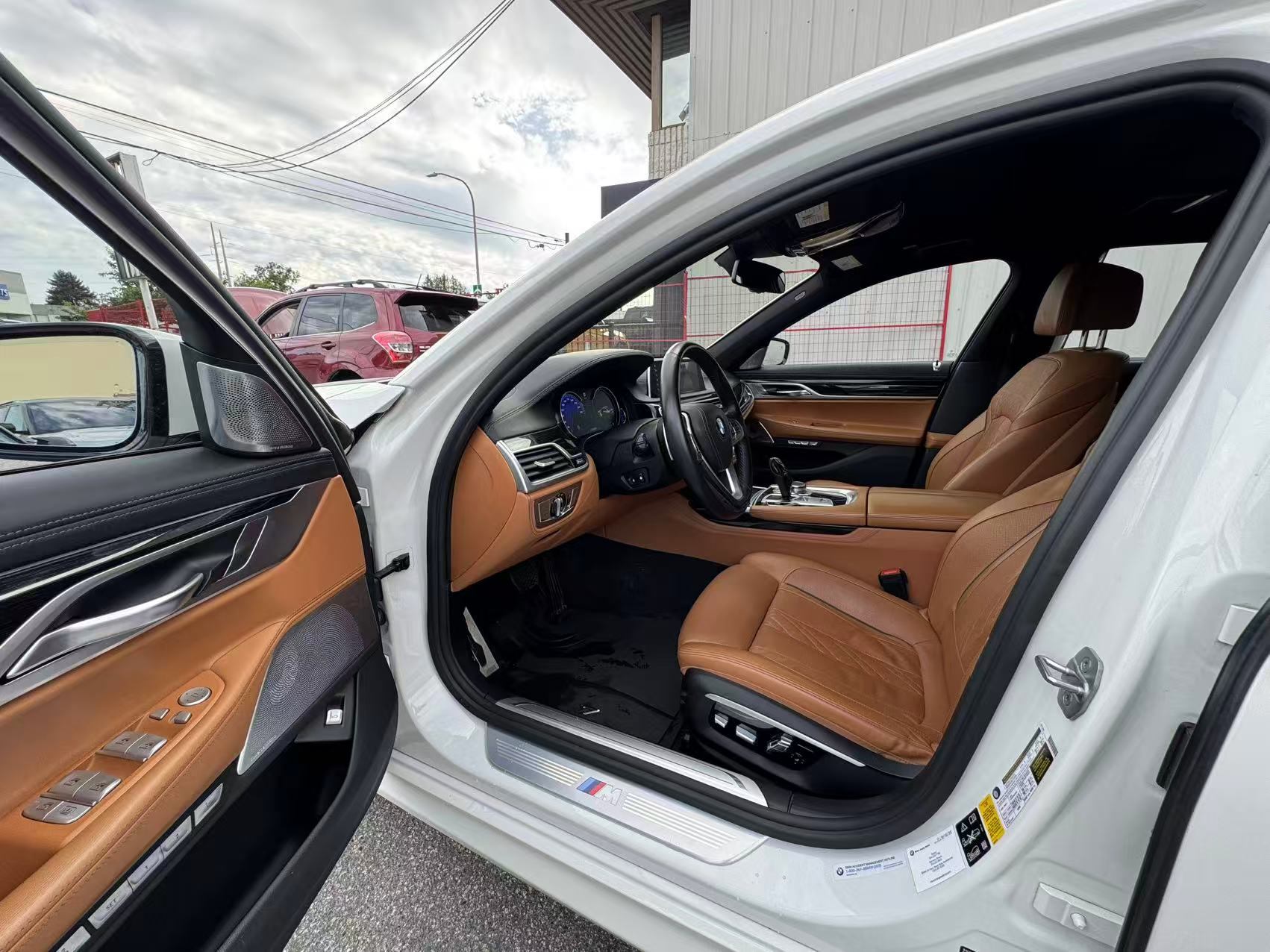 2016 BMW 7 Series 4dr Sdn 750Li xDrive AWD. BC LOCAL VEHICLE. FULL SERVICED., Vancouver, Cash