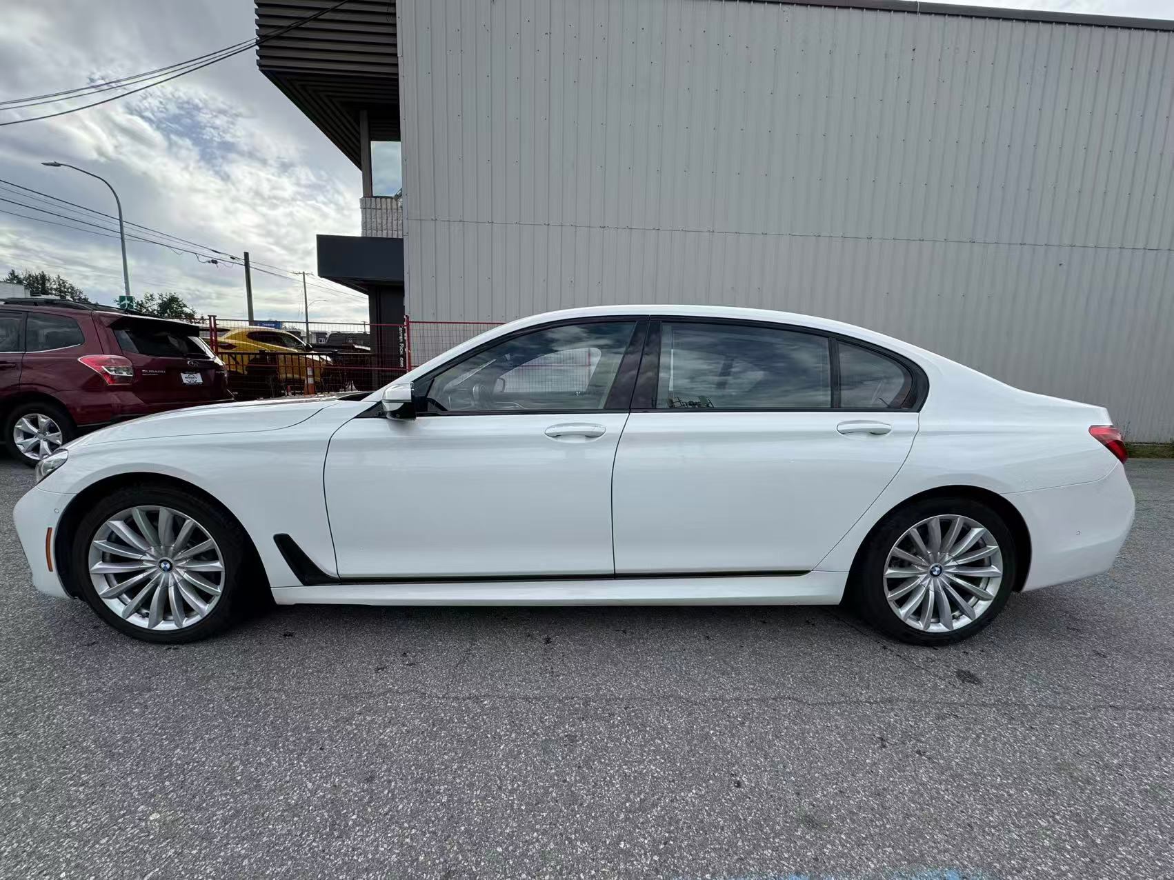 2016 BMW 7 Series 4dr Sdn 750Li xDrive AWD. BC LOCAL VEHICLE. FULL SERVICED., Vancouver, Cash