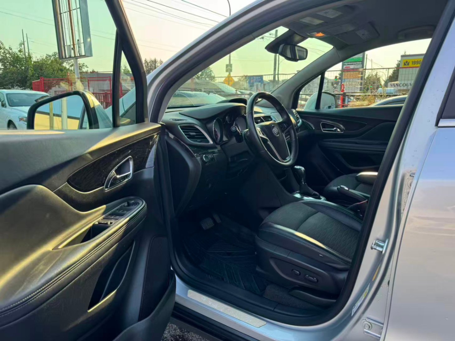 2016 Buick Encore AWD 4dr. ONE OWNER. BC LOCAL VEHICLE., 温哥华, 全款车