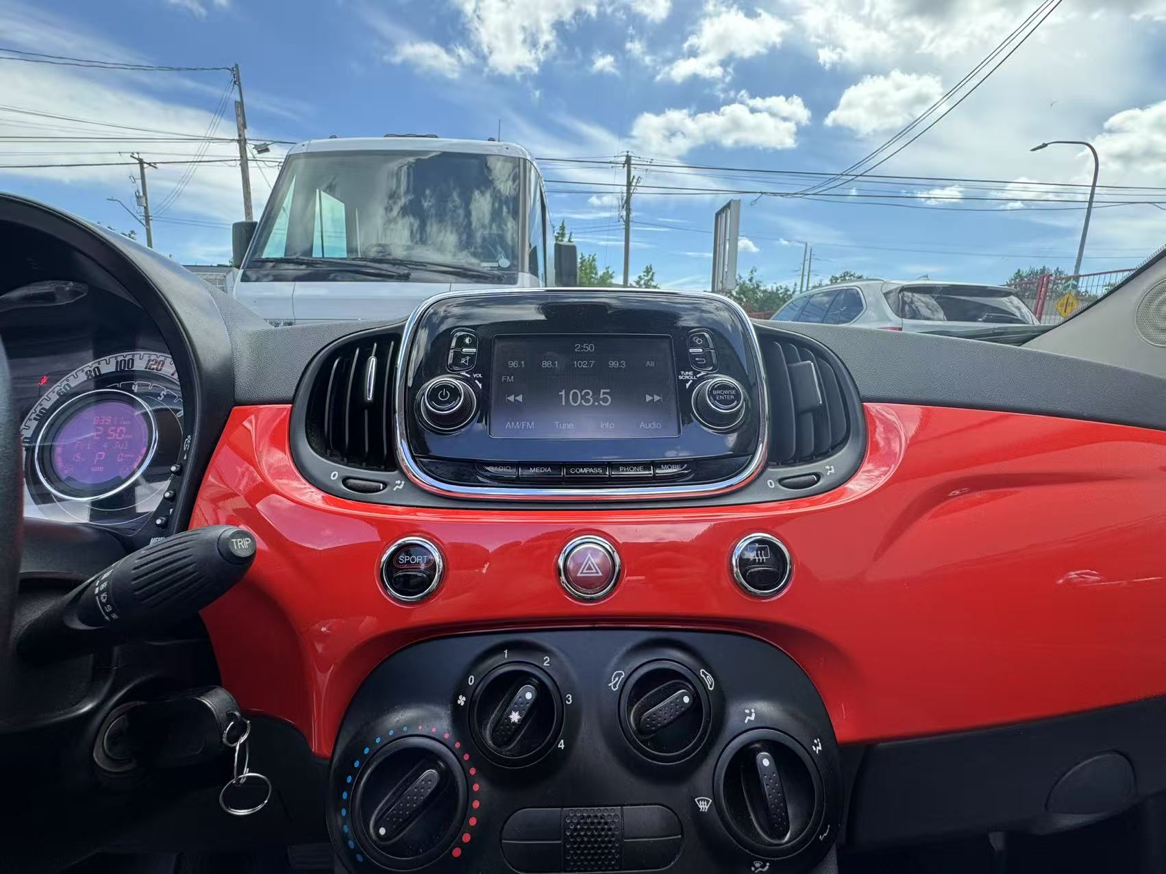 2016 FIAT 500c 2dr Conv Pop. BC LOCAL VEHICLE. NO ACCIDENTS., Vancouver, Cash