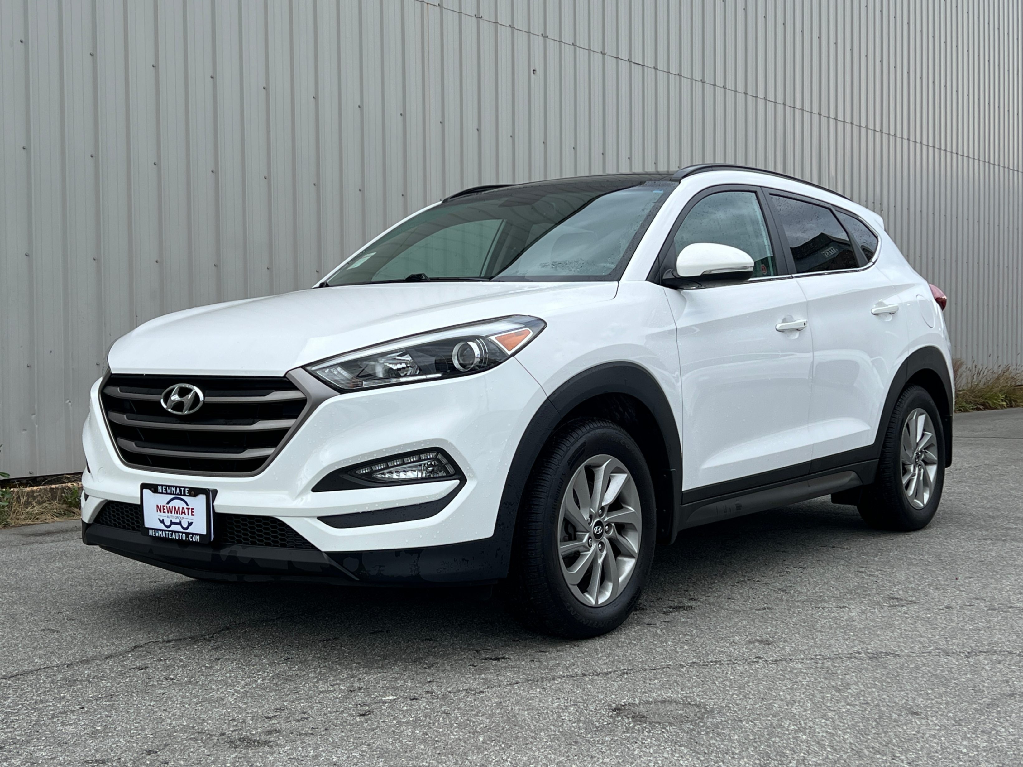 2016 Hyundai Tucson AWD 4dr 2.0L Luxury. BC LOCAL VEHICLE. FULL SERVICED., Vancouver, Cash