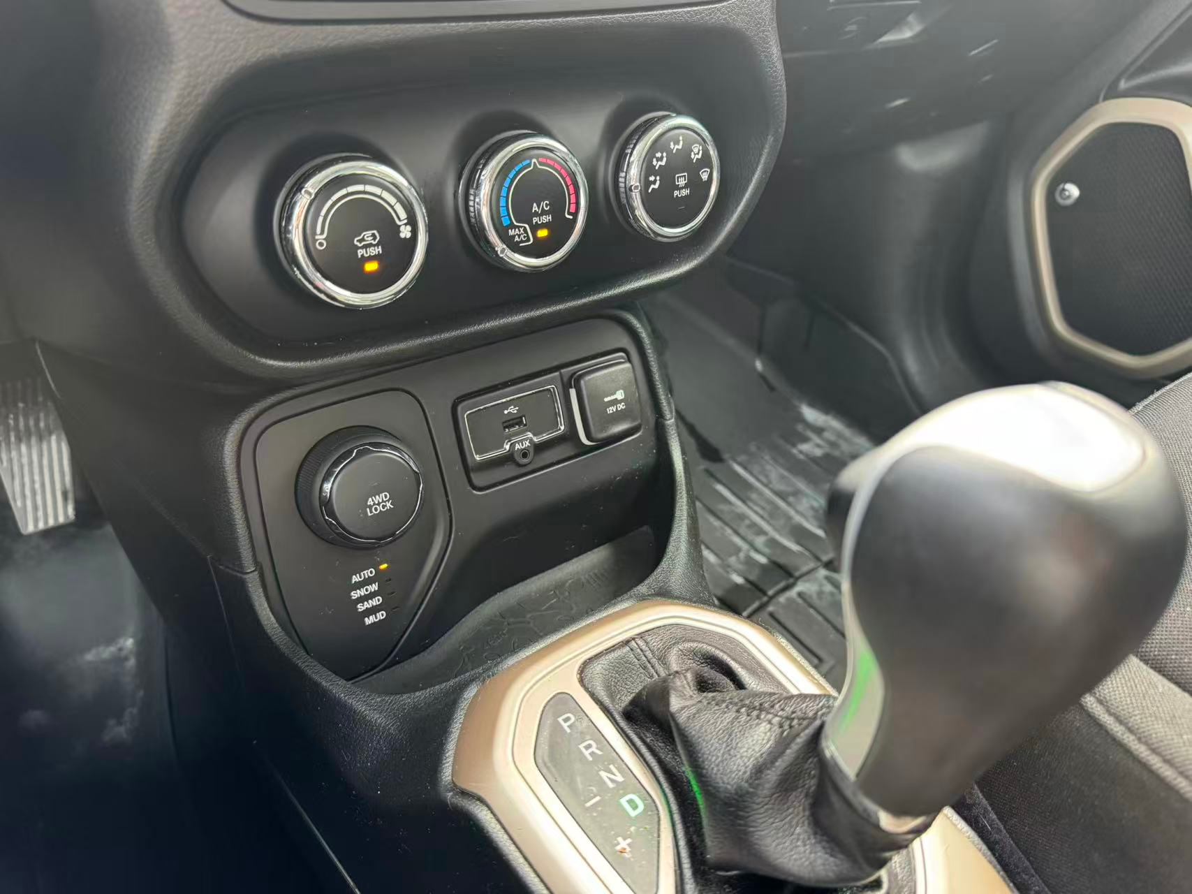 2016 Jeep Renegade 4WD 4dr North, Vancouver, Cash