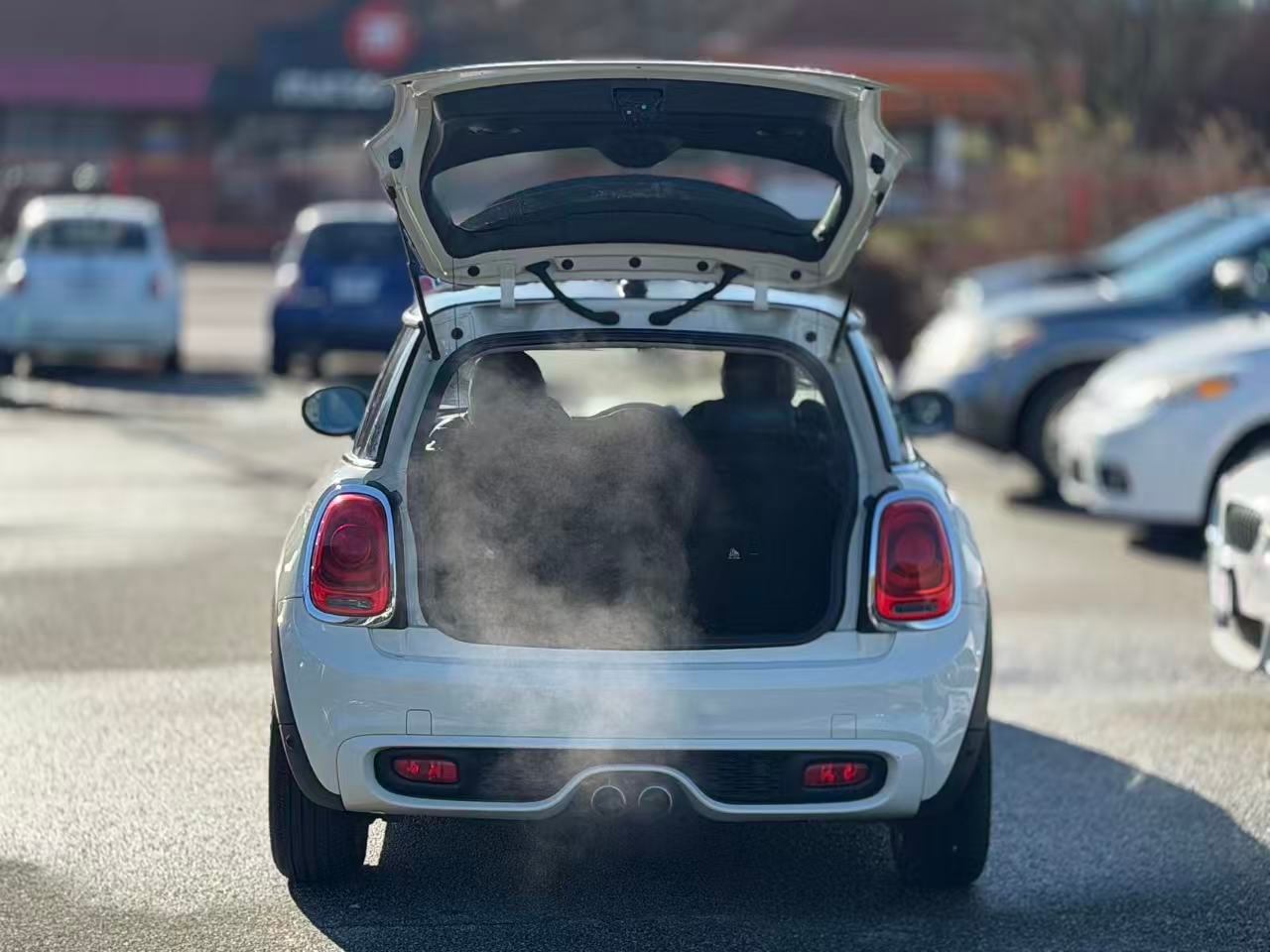 2016 MINI Cooper S. LOCAL BC VEHICLE. SE..., 温哥华, 全款车