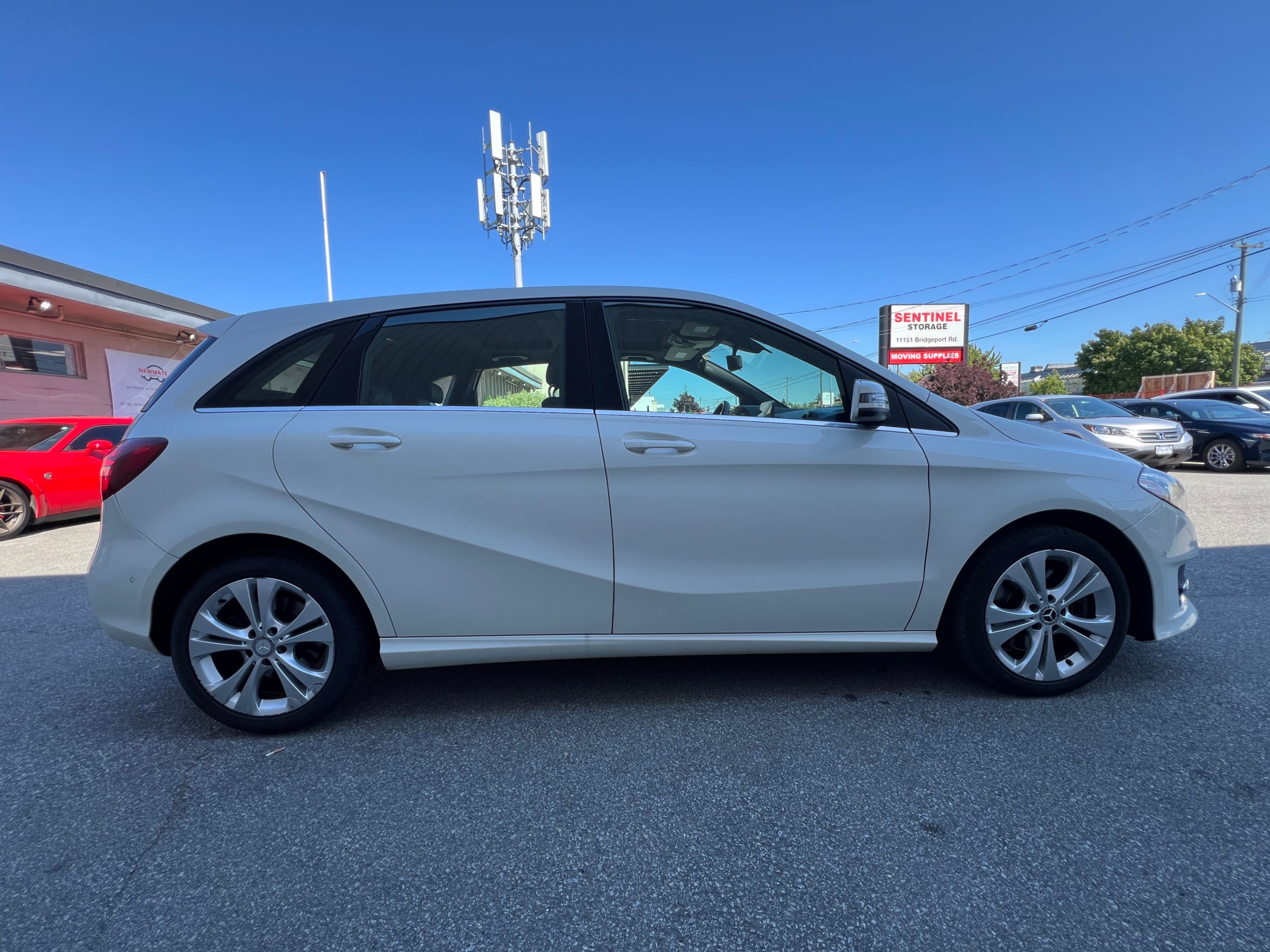 2016 Mercedes-Benz B-Class 4dr HB B 250 Sports Tourer 4MATIC. NO ACCIDENTS. BC LOCAL VEHICLE., Vancouver, Cash