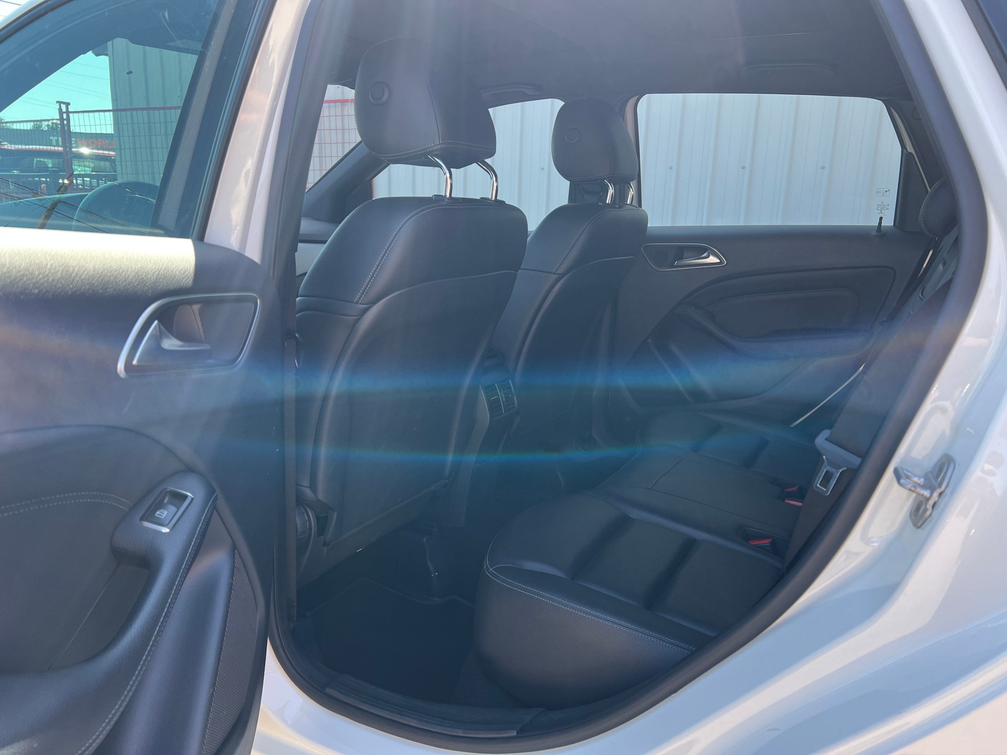 2016 Mercedes-Benz B-Class 4dr HB B 250 Sports Tourer 4MATIC. NO ACCIDENTS. BC LOCAL VEHICLE., Vancouver, Cash