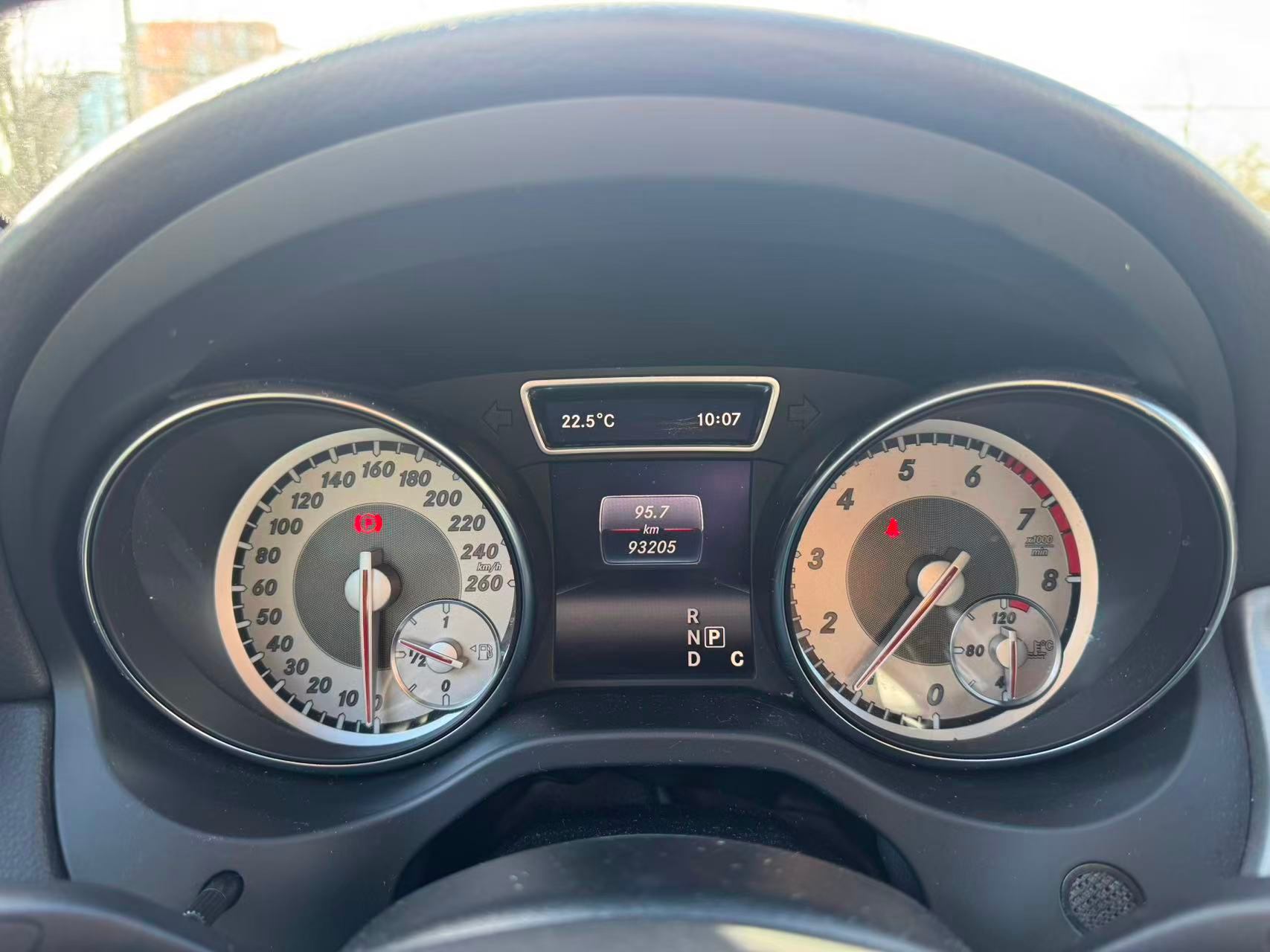 2016 Mercedes-Benz CLA-Class CLA 250 4MATIC. AMG PACKAGE. LOW KILOMETRES., 温哥华, 全款车