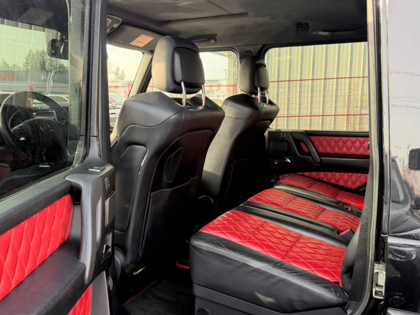 2016 Mercedes-Benz G-Class AMG G 63. AMG PACKAGE., Vancouver, Cash